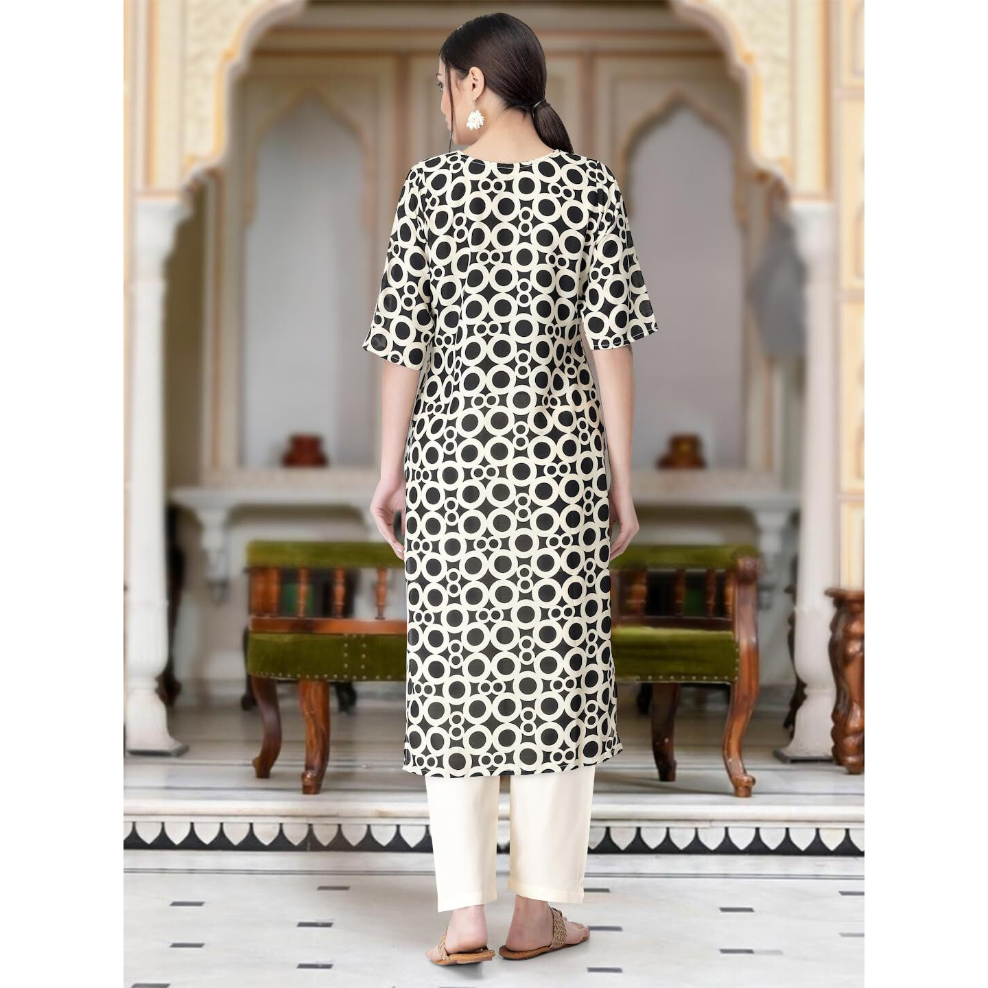 Tee Projekt Versatile Crepe Kurti & Pant Set For Women Printed Kurta Set