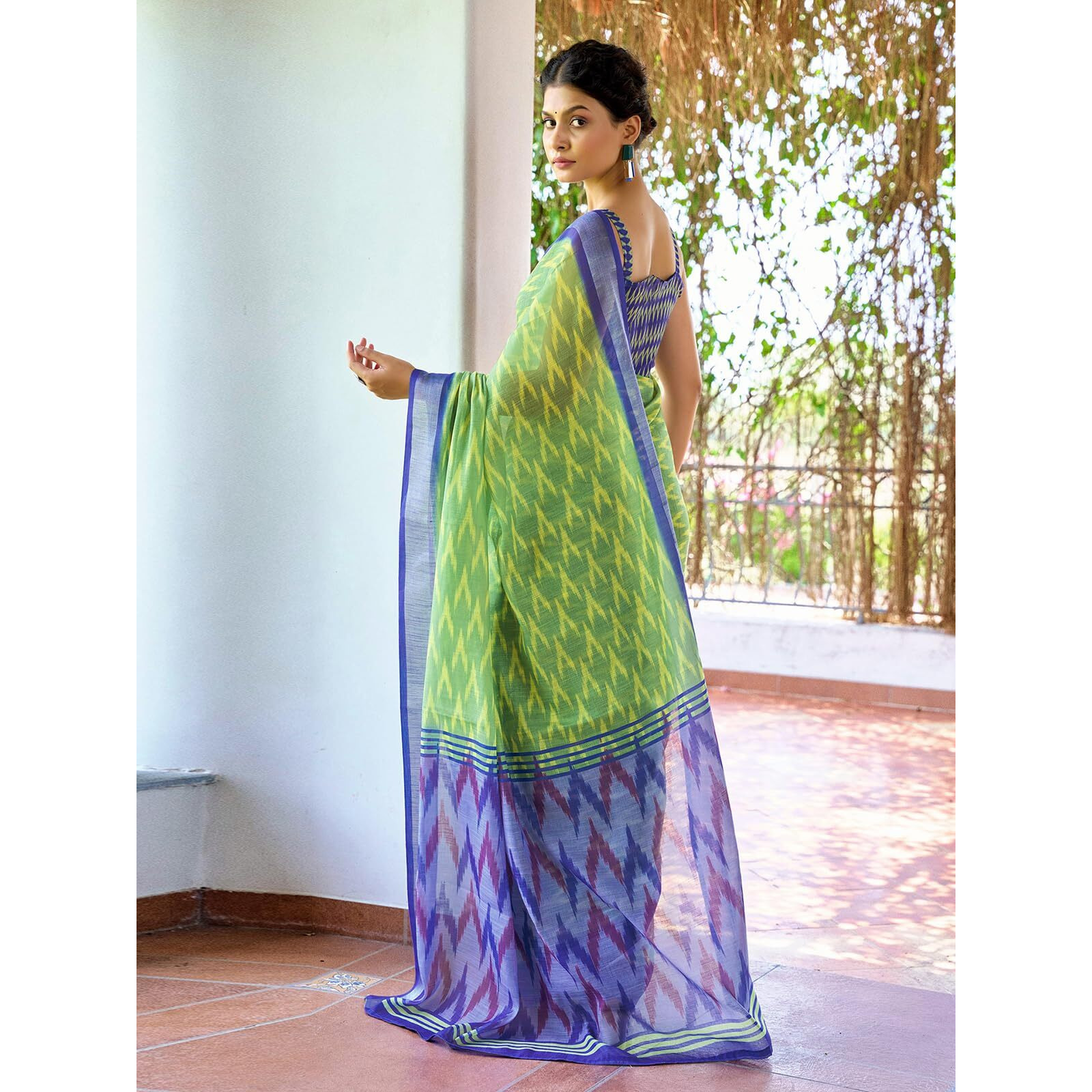 Satrani Women's Linen Zari Border Ikkat Printed Saree With Unstitched Blouse Piece (4409S453N_Olive Green & Yellow)