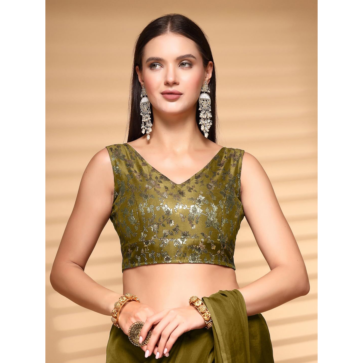 Oomph Readymade Blouse For Women, Brocade, Sleeveless, V-Neck, Rbbl724