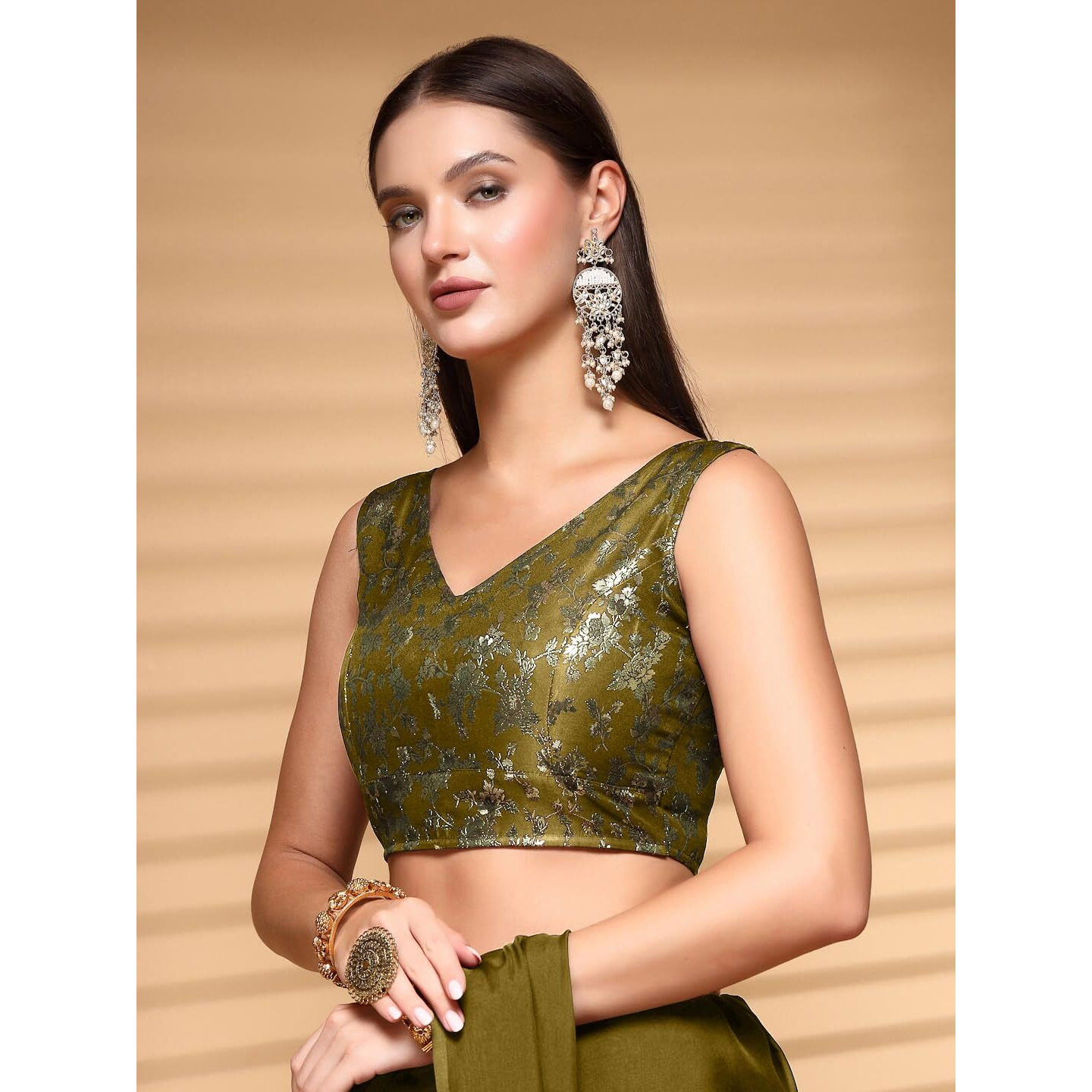 Oomph Readymade Blouse For Women, Brocade, Sleeveless, V-Neck, Rbbl724