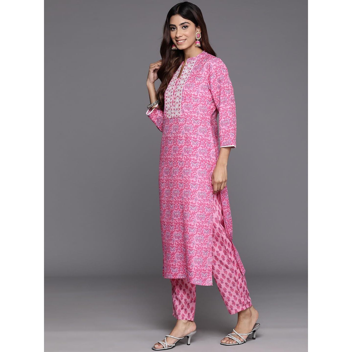 Varanga Women Pink Floral Printed Kurta Paired With Bottom & Dupatta