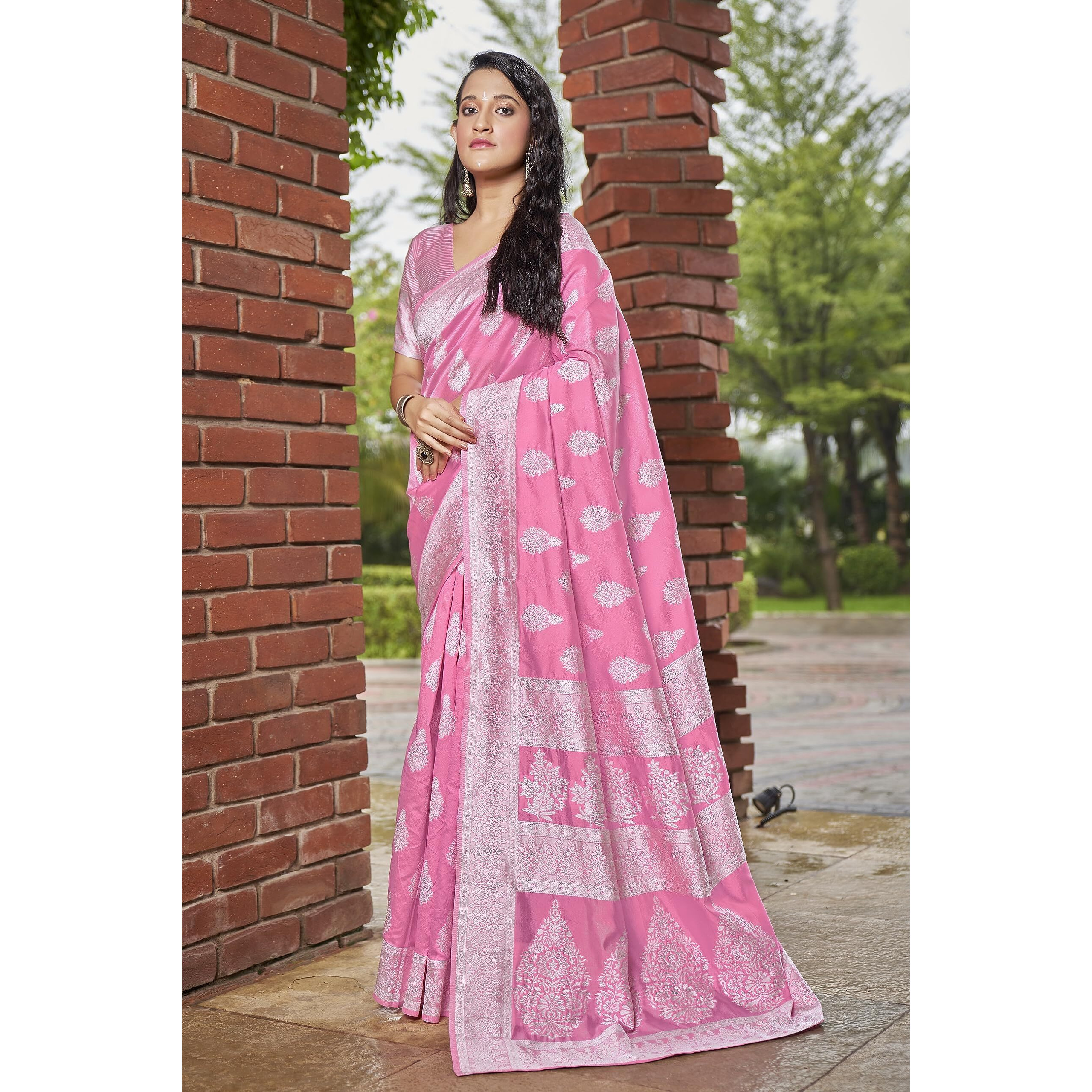 Glory Sarees Womens Banarasi Silk Saree With Blouse Piece (Kalamkari109_Pink)