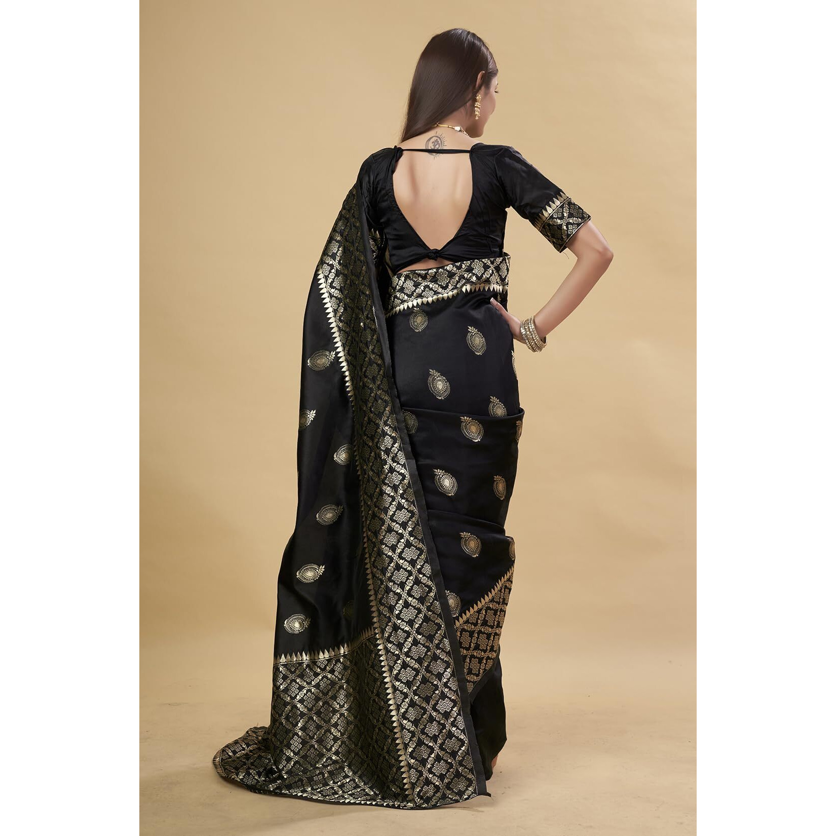 Shasmi Women's Banarasi Saree Pure Kanjivaram Silk Saree Soft New Ladies 2025 Design Wear Pattu Sarees Latest Party Sari Collections With Blouse Piece For Wedding Sadi (Pari-193 Black)