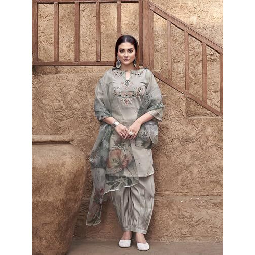 Womanista Women's Silk Blend Solid Straight Embroidered Kurta Set (Kurtaset_1374_Silver