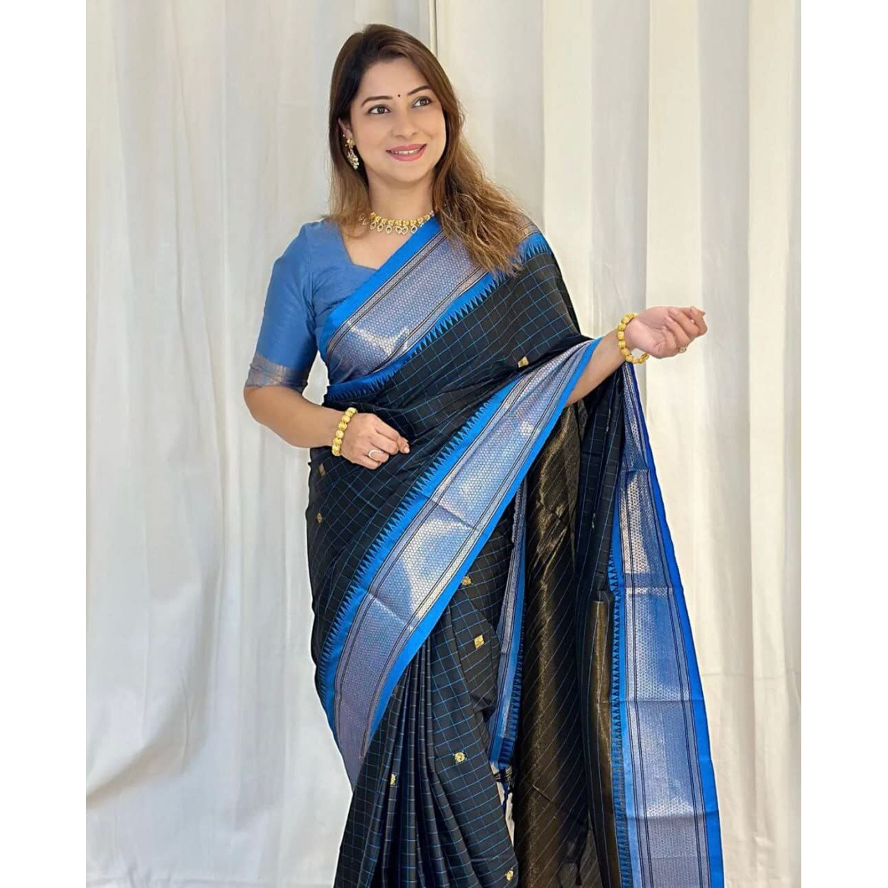 Flosive Women's Present Banarasi Soft Lichi Silk Saree Beautiful Jacquard Rich Pallu Design Work Zari Woven Kanjivaram Silk Style Saree With Soft Lichi Silk Blouse Piece Ayn Royal Chex Mix (Blue Box).