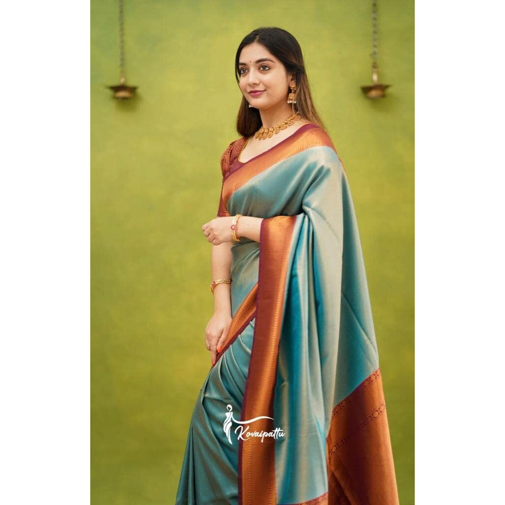 Flosive Women's Present Banarasi Soft Lichi Silk Saree Beautiful Jacquard Rich Pallu Design Work Zari Woven Kanjivaram Silk Style Saree With Soft Lichi Silk Blouse Piece Ayn Royal Look 5512 (Rama)