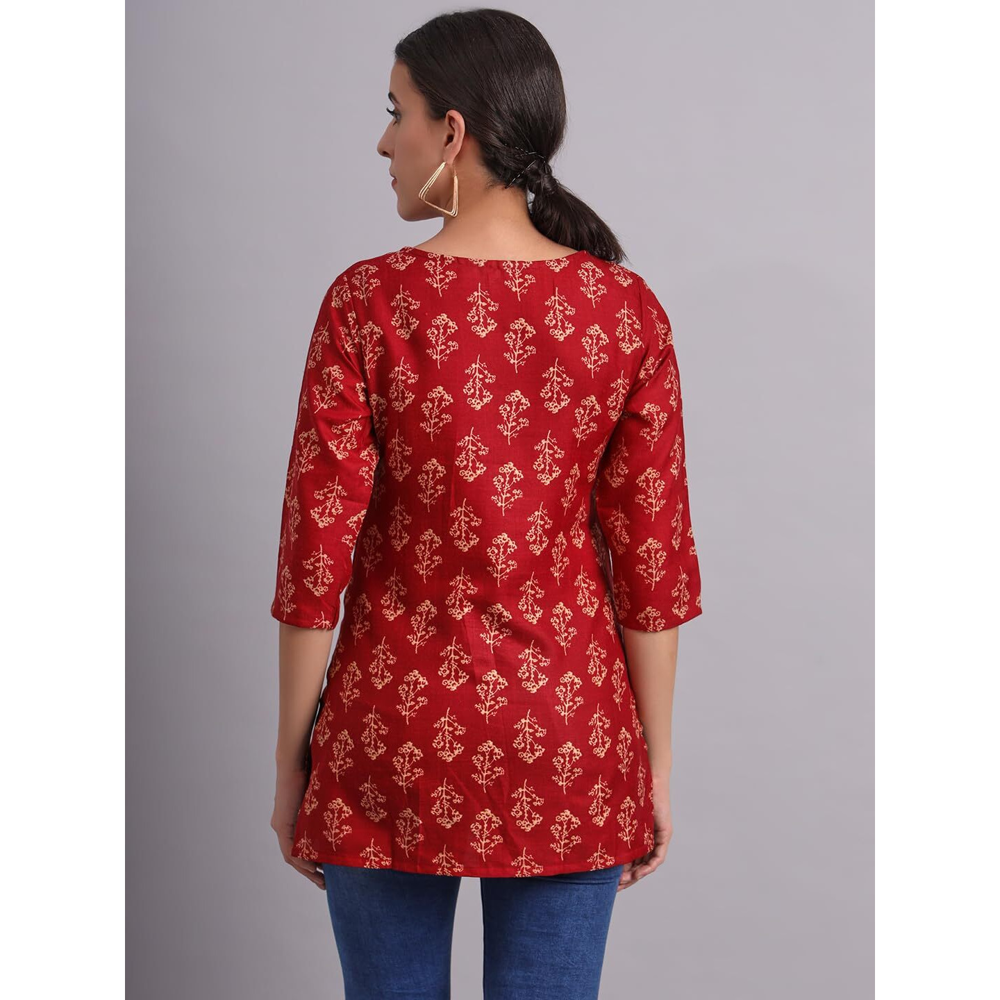 Patlani Women's Cotton Printed Short Fullstitched Kurti/Kurtas. Maroon