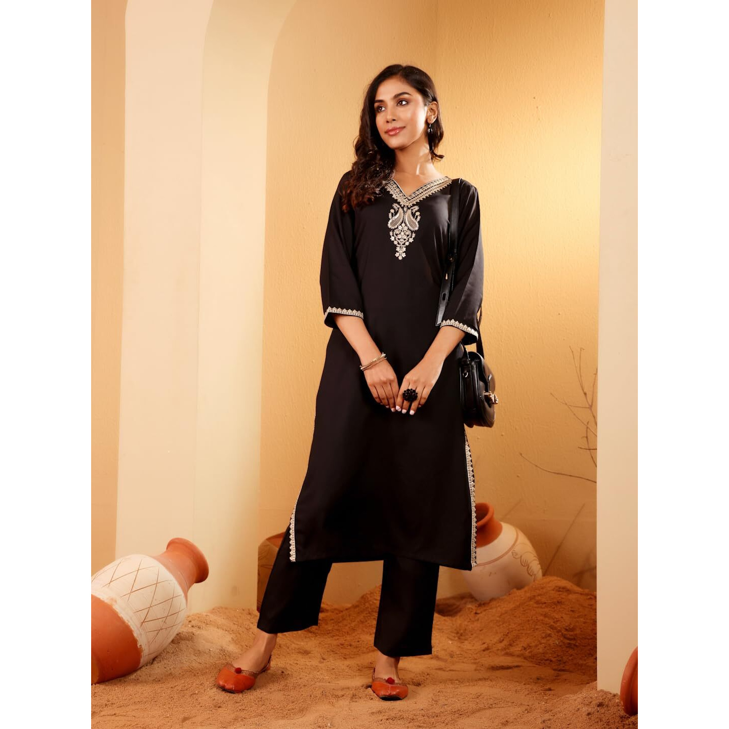 Varanga Women Black Zari & Sequin Embroidered Straight Kurta