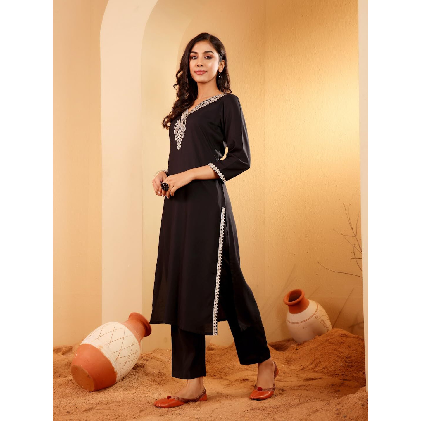 Varanga Women Black Zari & Sequin Embroidered Straight Kurta