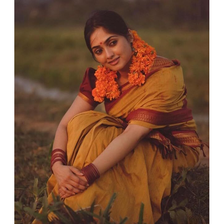 Flosive Women's Kanjivaram Silk Saree With Handloom Weaving Work With Blouse Piece (Yellow)
