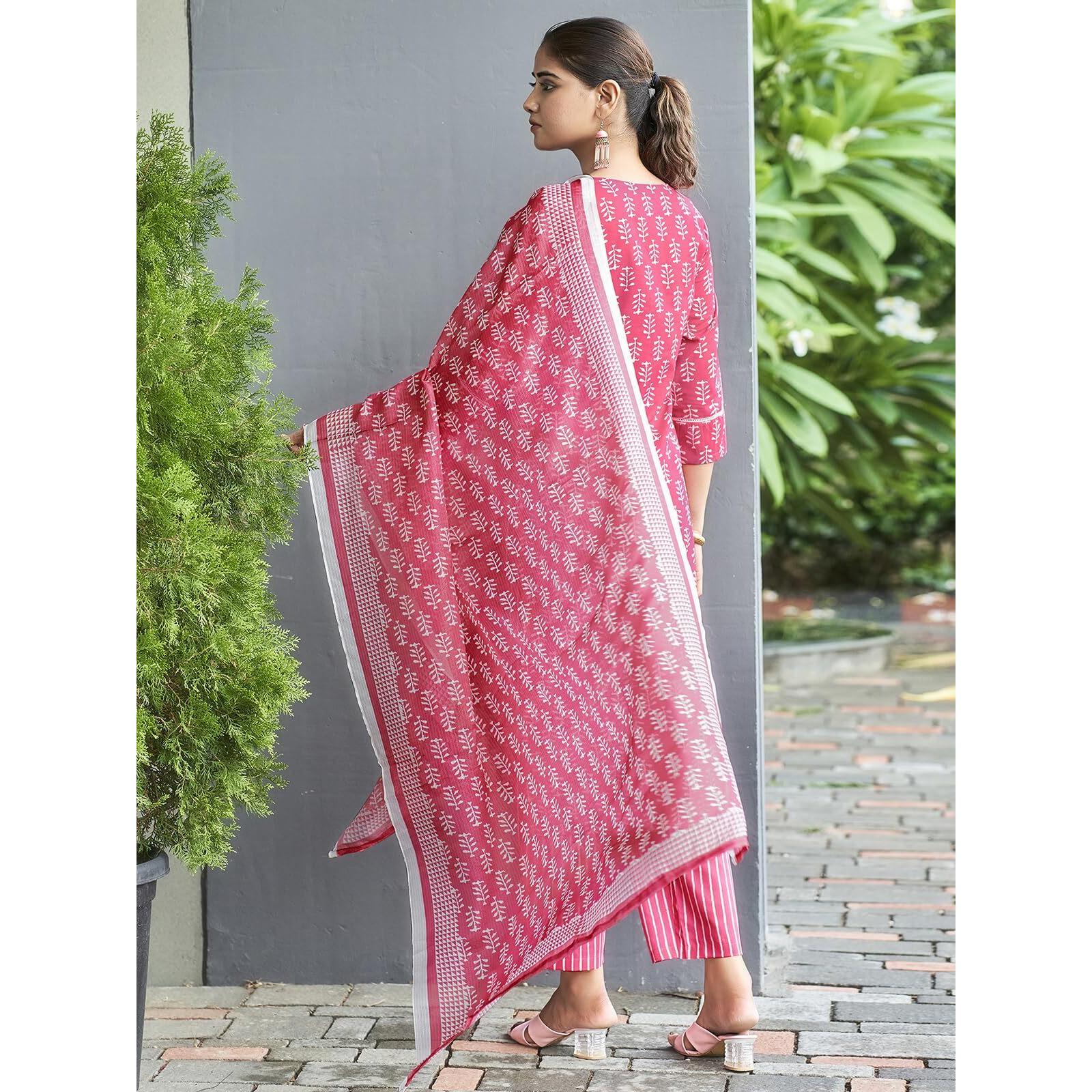Sanisa Women's Cotton Printed Straight Kurta With Pant And Dupatta Set (190Kbd2024N-L_Pink & White)