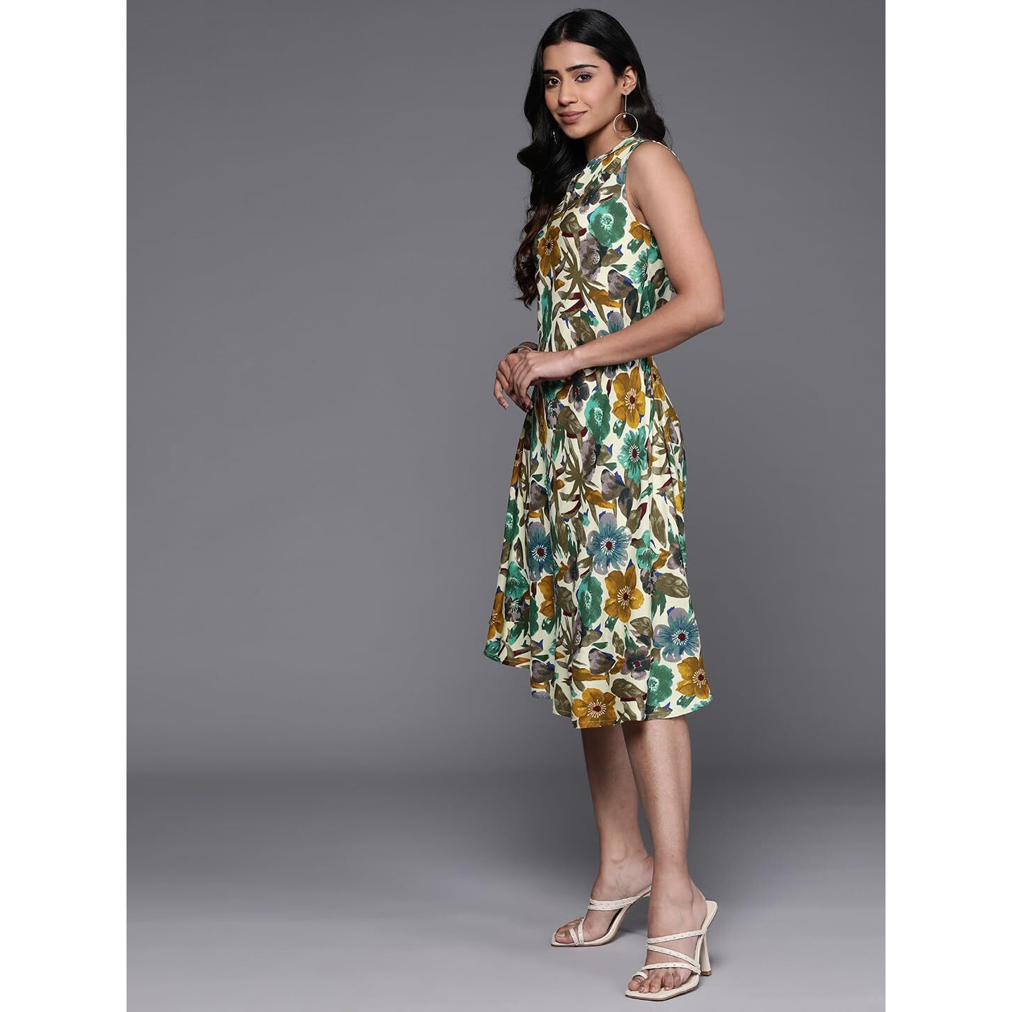 Varanga Women Off White Floral Printed Sleeveless A Line Dress.