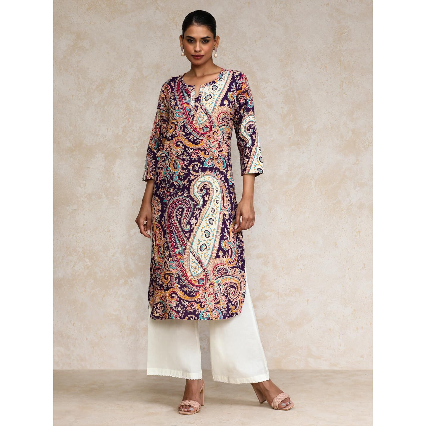 Varanga Women Paisley Printed Three Quarter Sleeve Kurta Purple