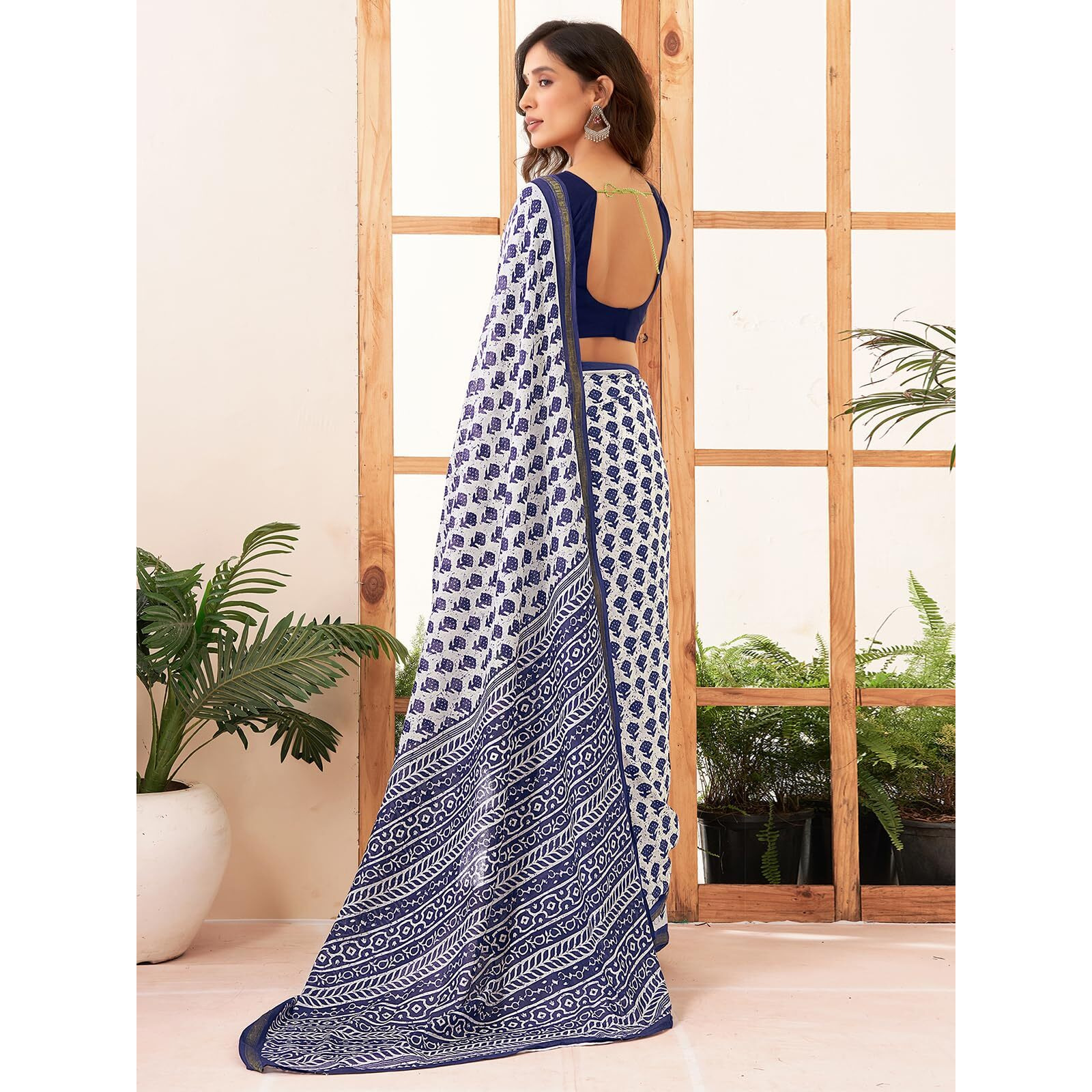 Satrani Women's Pure Cotton Printed Zari Stripe Border Saree With Unstitched Blouse Piece (3884S361N_White & Navy Blue)
