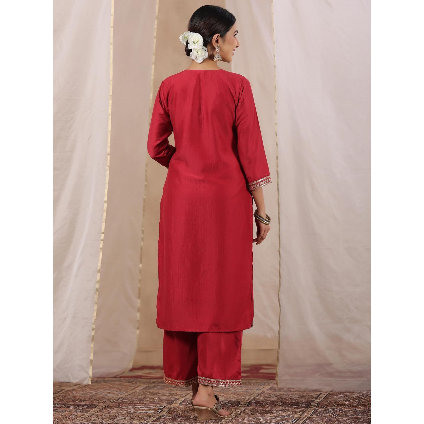 Ishin Women's Fuchsia Zari Work Ethnic Motifs Poly Silk Straight Kurta