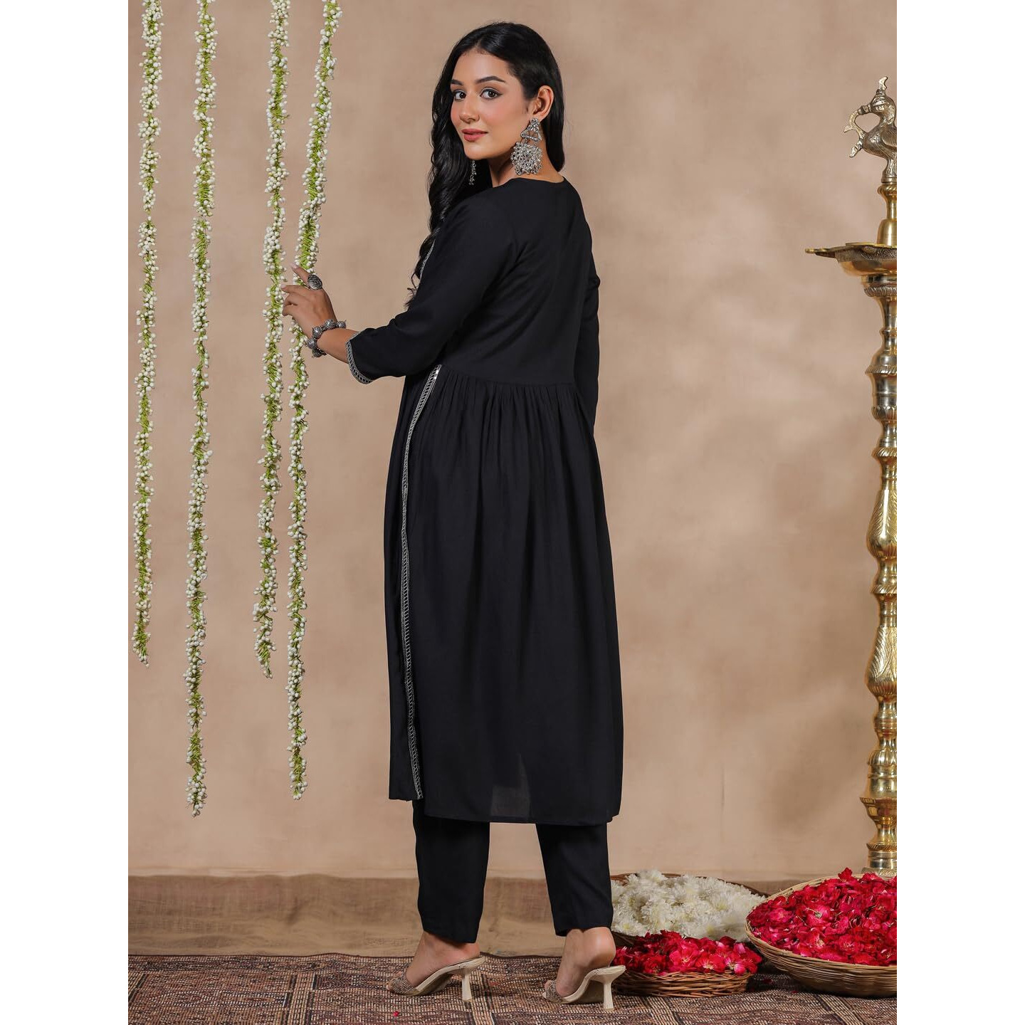 Anubhutee Women's Black Sequins Embroidered Pure Cotton Straight Kurta