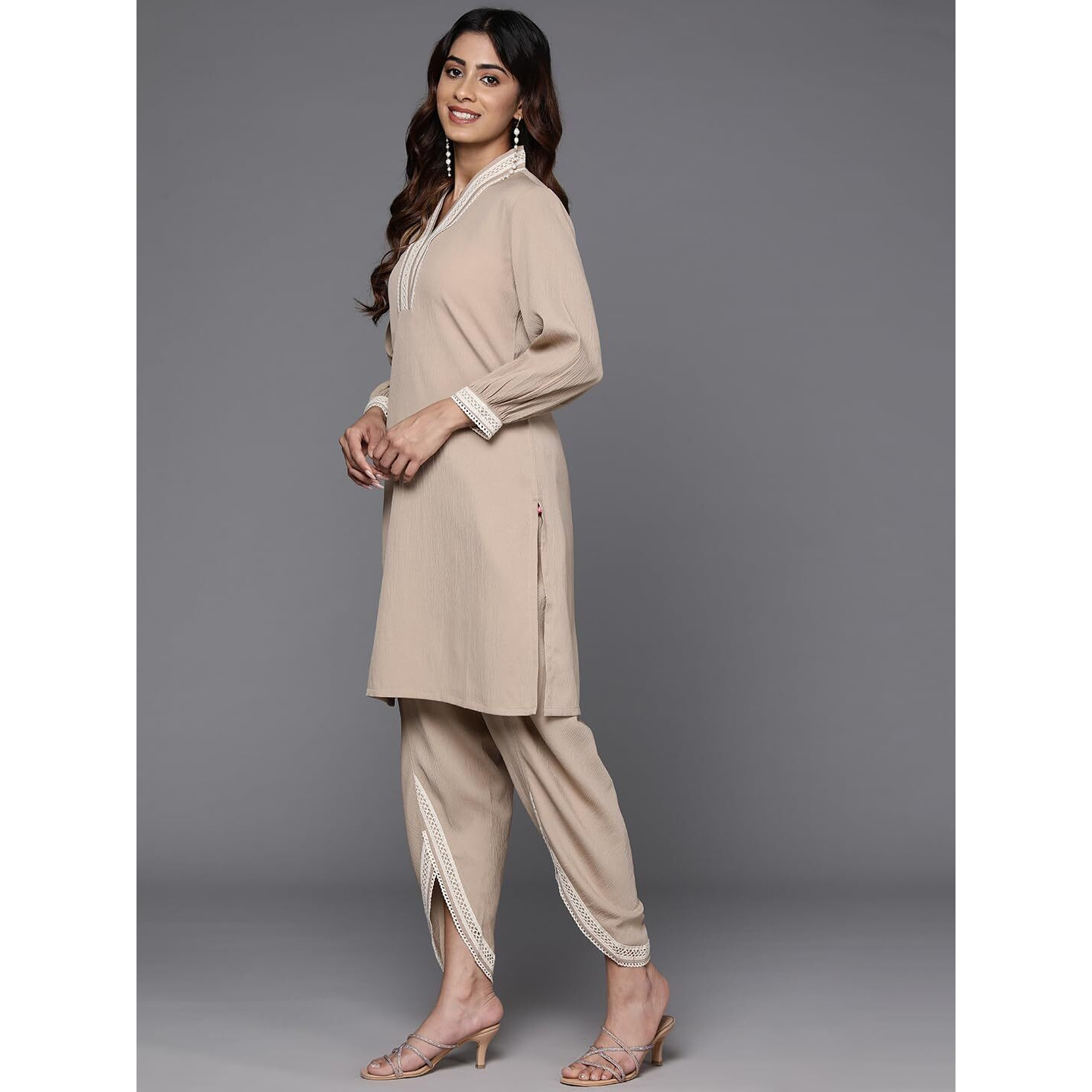 Varanga Women Beige Cotton Lace Detailed Co-Ord Sets