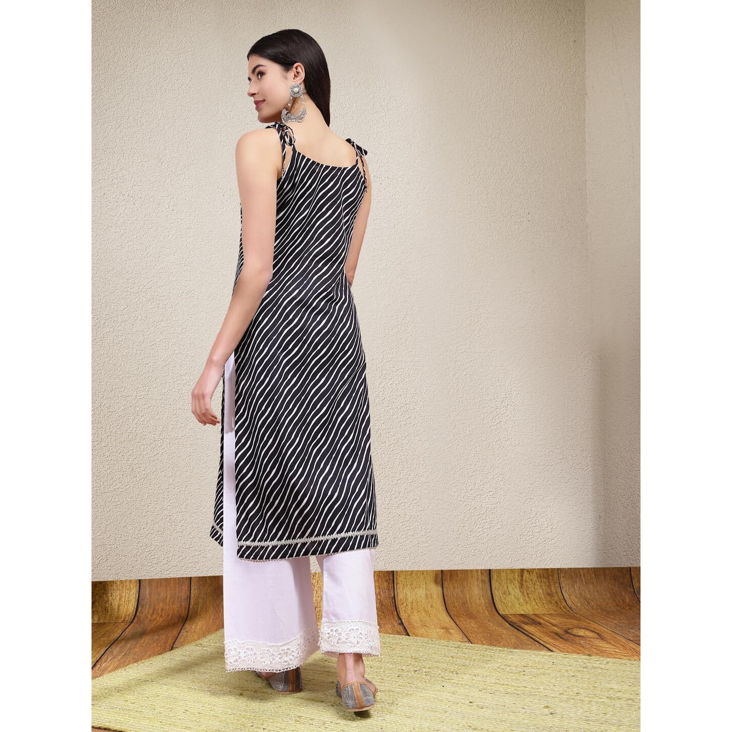 Stylum Women's Lehariya Printed Cotton Sleeveless Kurta (Blacksurma34_Black, Xs)