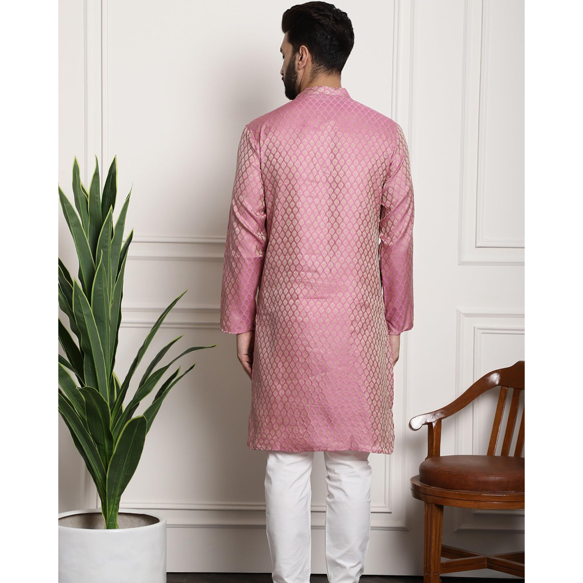 Sojanya (Since 1958 Men's Jacq Silk Pink Self Design Kurta & Off-White Churidar Pyjama Set