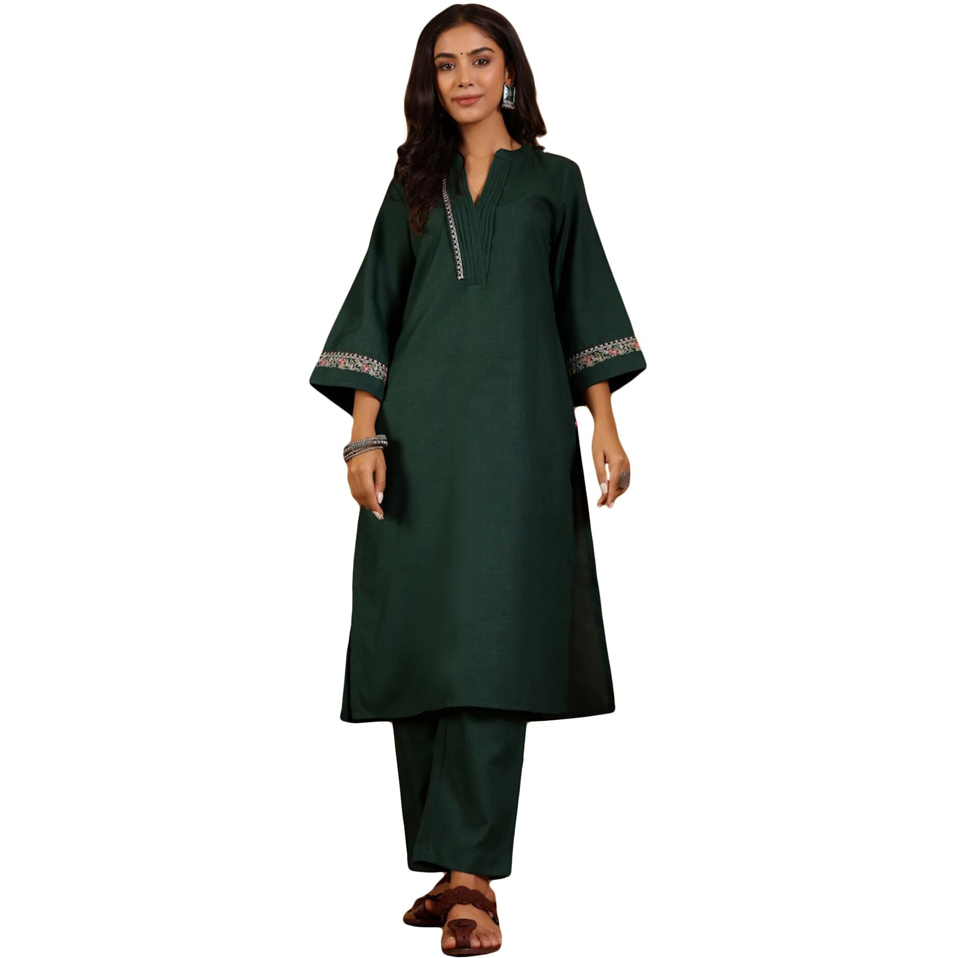 Varanga Thread Embroidered With Pleated Deatialing Flared Sleeve Kurta With Trouser Green