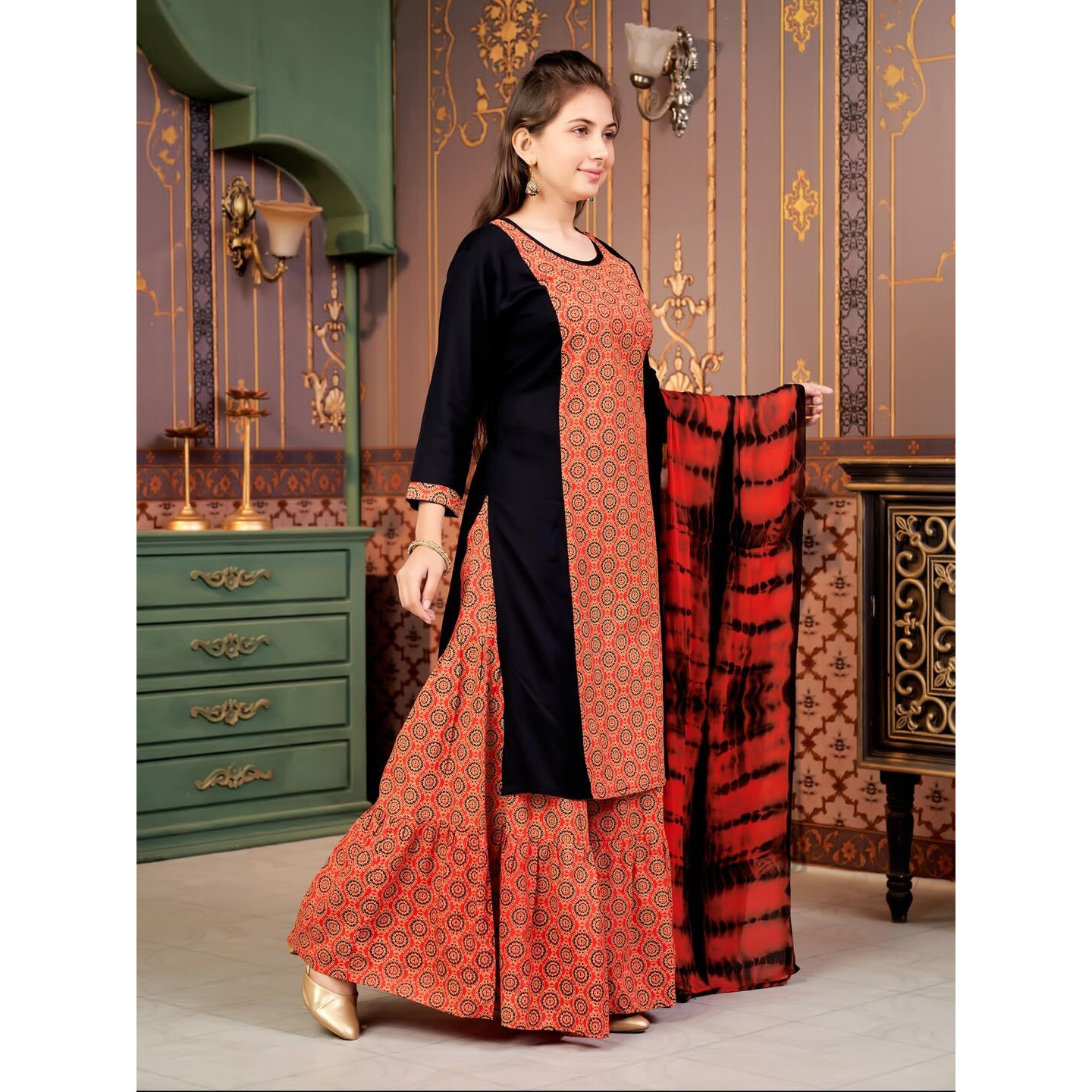 Aarika Girls Ethnic Wear Black Colour Damask Print Rayon Kurti-8-15 Years (Kurti-Tr-K-864)