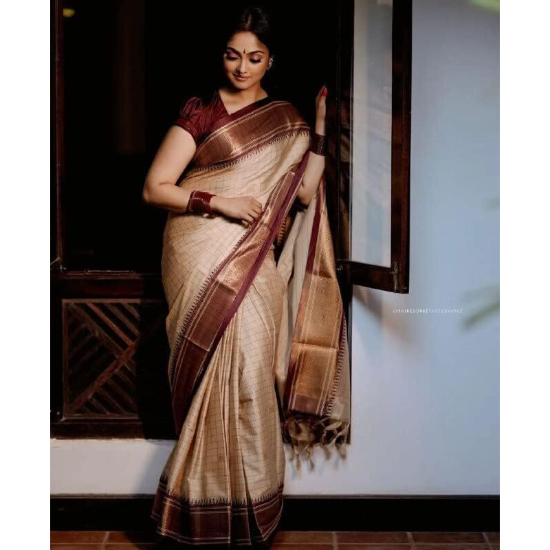 Flosive Women's Present Banarasi Soft Lichi Silk Saree Beautiful Jacquard Rich Pallu Design Work Zari Woven Kanjivaram Silk Style Saree With Soft Lichi Silk Blouse Piece Ayn Royal Cream Chex & Maroon