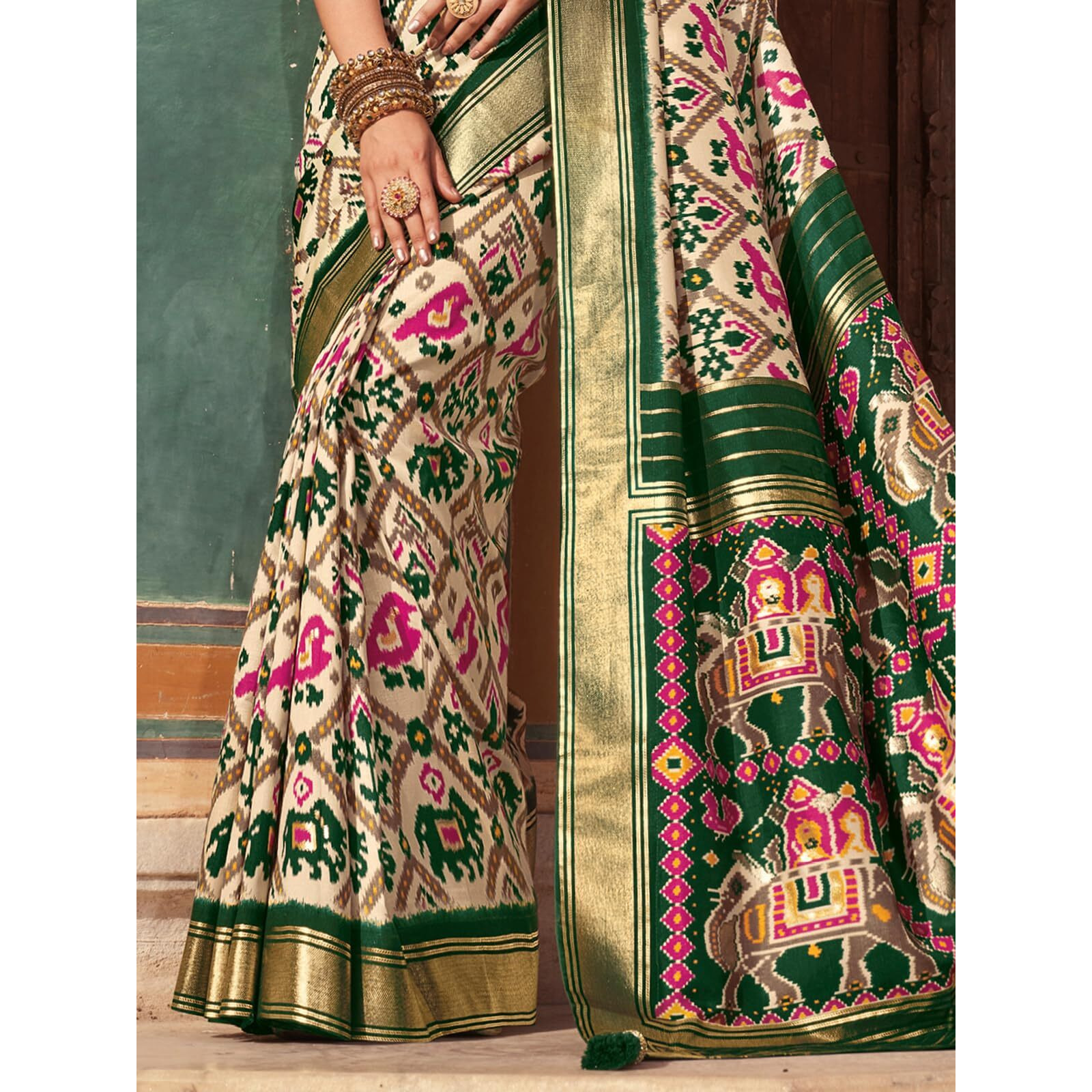 Satrani Women's Silk Blend Ikkat Printed Foil Work Saree With Unstitched Blouse Piece (3874S384N_Cream & Dark Green)