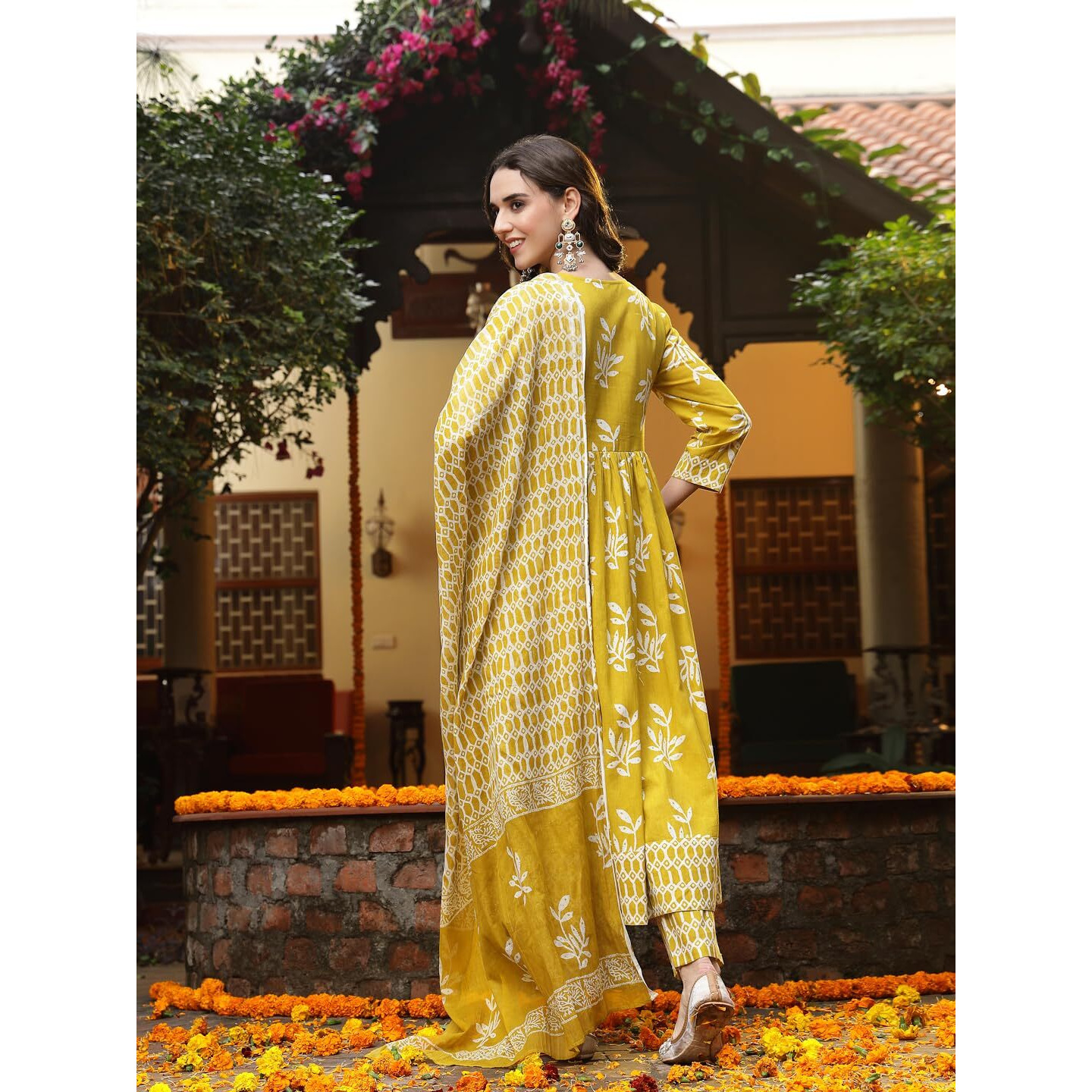 Stylum Women's Floral Printed Cotton Anarkali Kurta Pant Dupatta Set (Kpdyellowmani40_Yellow, L)