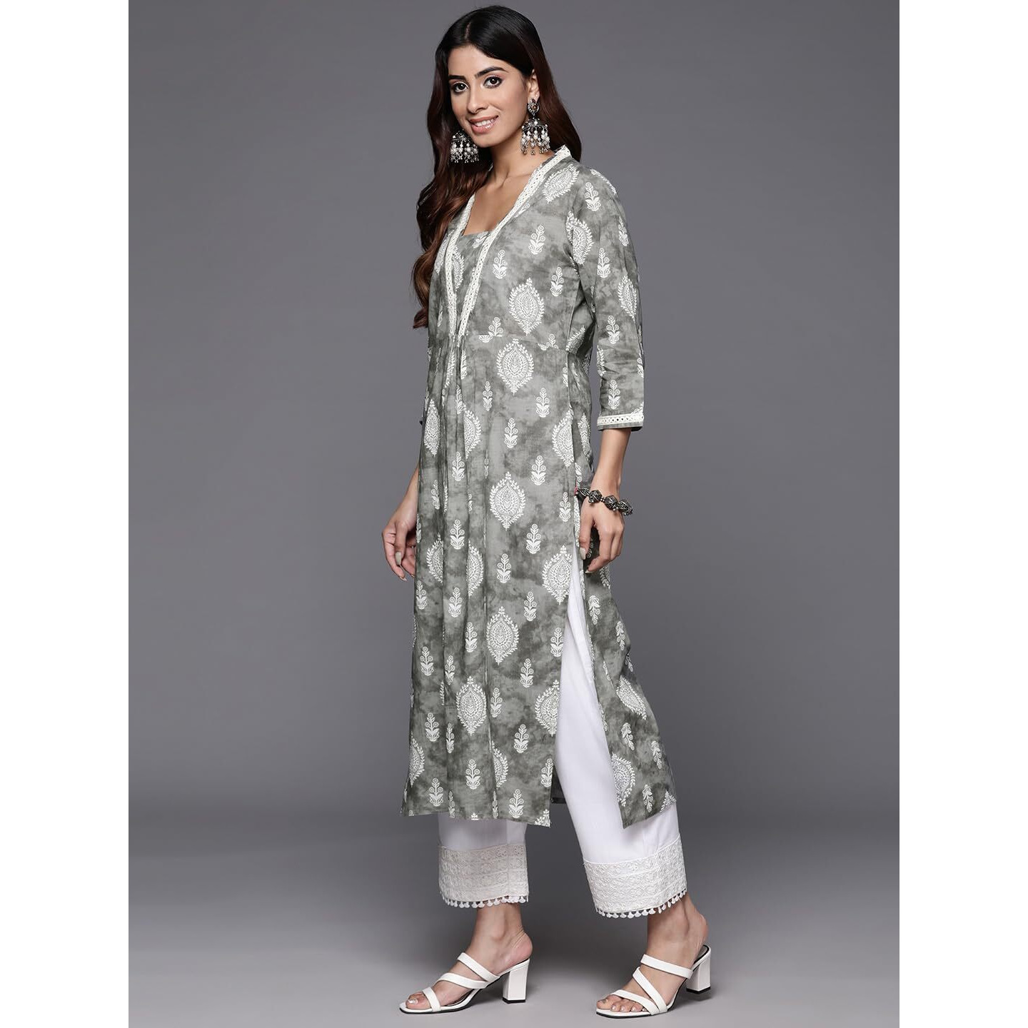 Varanga Women Grey Printed V-Neck Lace Embellished Straight Kurta - Traditional Ethnic Wear, Comfortable & Stylish For Casual & Festive Occasions (Extra Large)