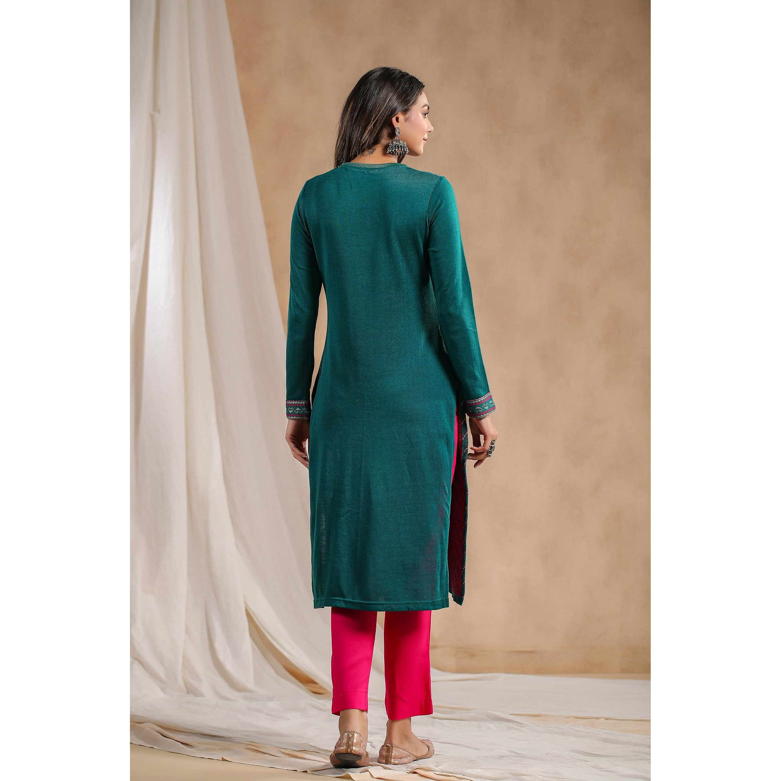 Ishin Women's Green Jacquard Style Ethnic Motifs Straight Winterwear Kurta