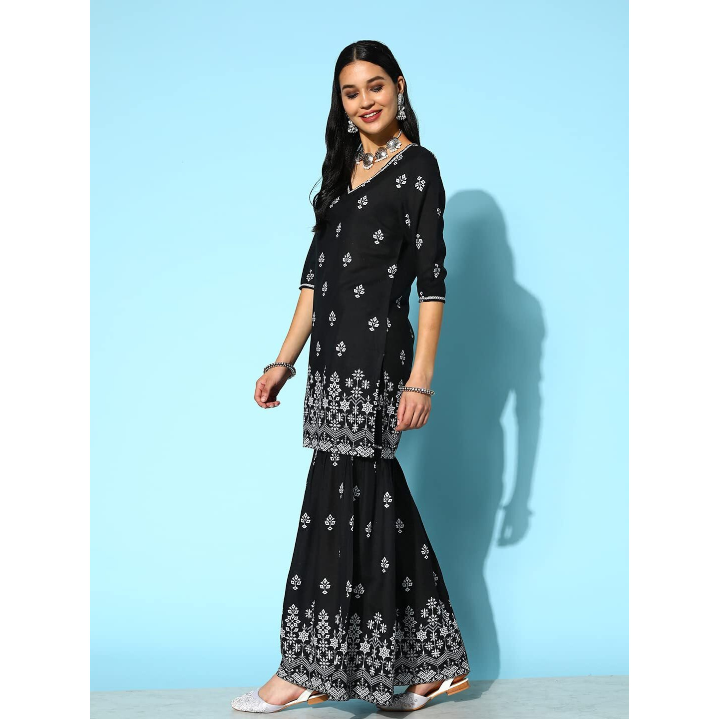 Stylum Women's Printed Rayon Kurta Sharara Dupatta Set (Ksdberlin38_Black, M)