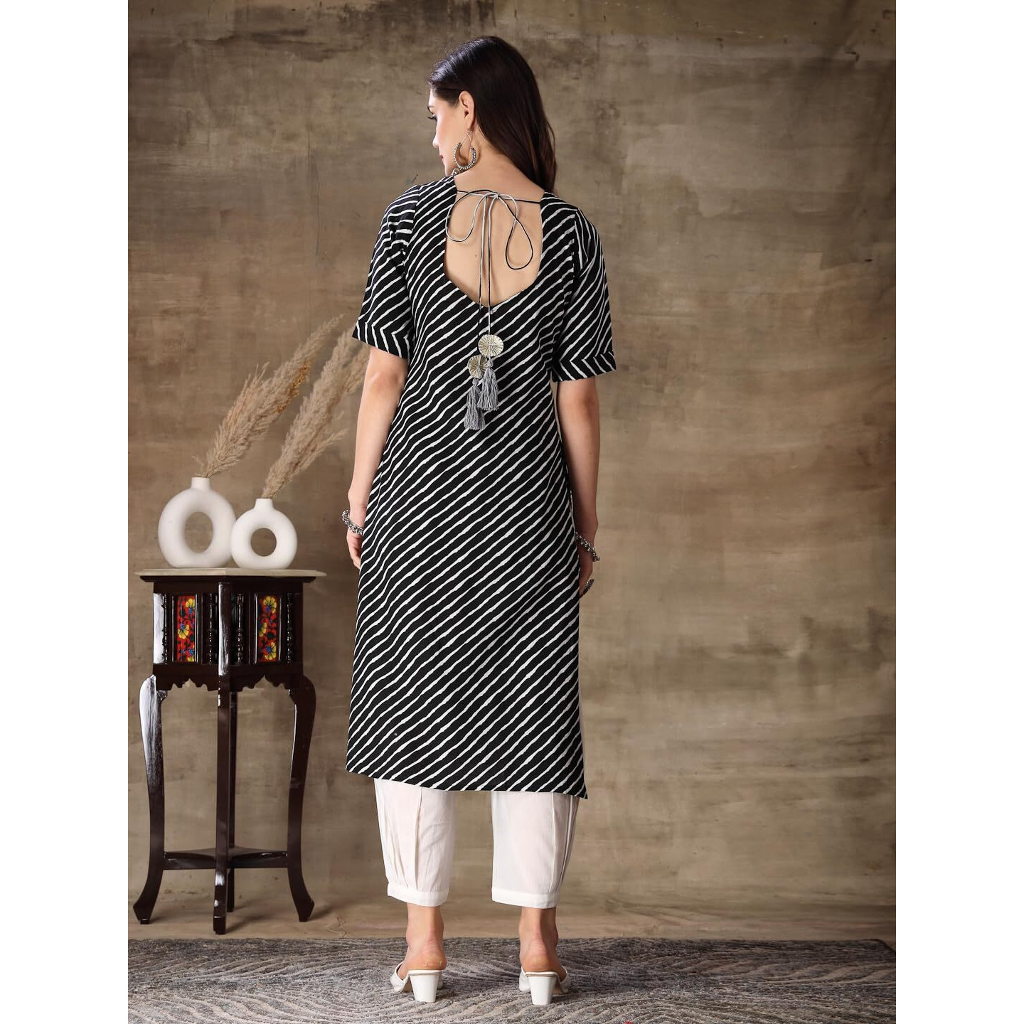 Stylum Women's Lehariya Printed Cotton Straight Kurta Pant Set (Kpramada44_Black, Xxl)