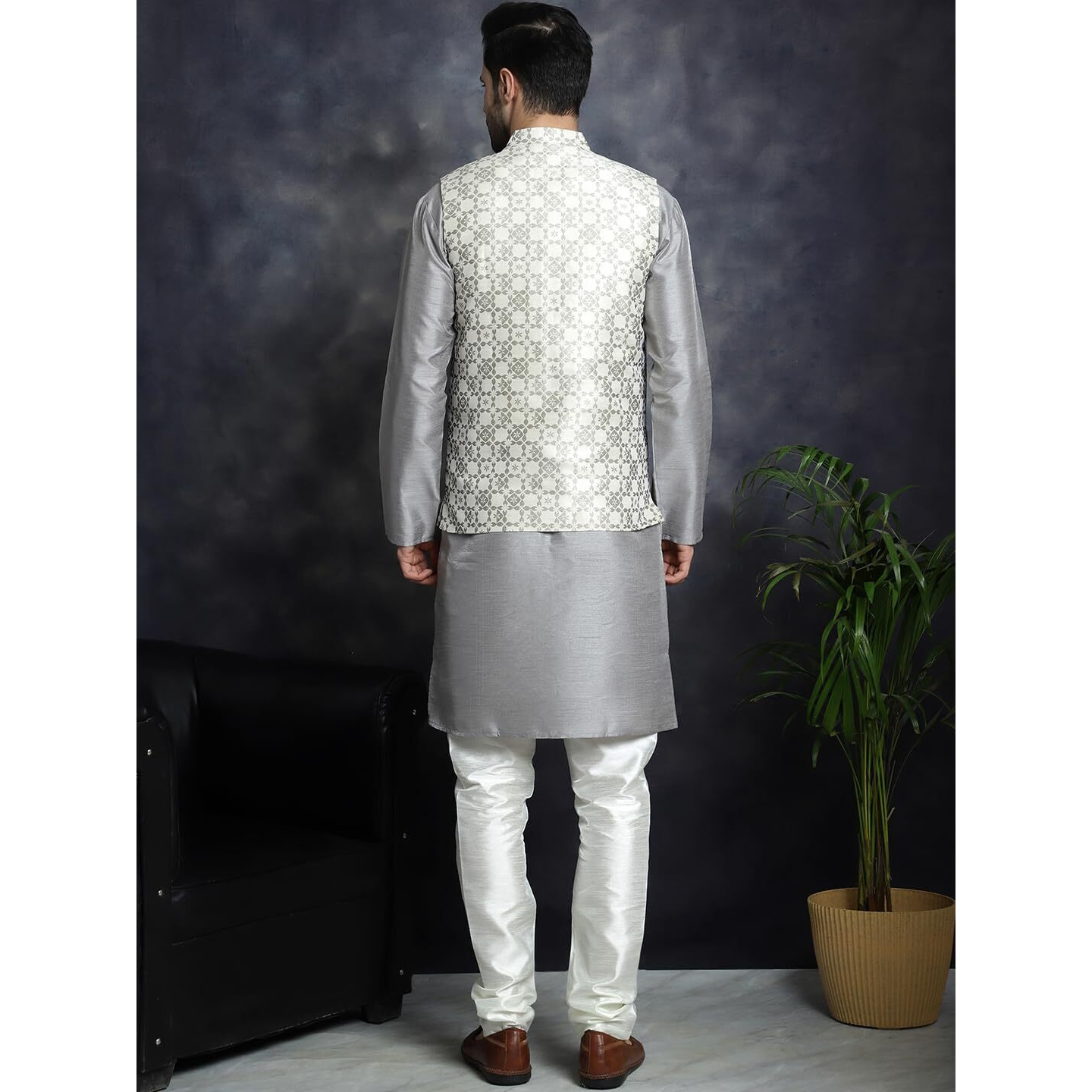 Jompers Mens Cream Woven Design Nehru Jacket With Kurta Pyjama Set (Cream, Xl)