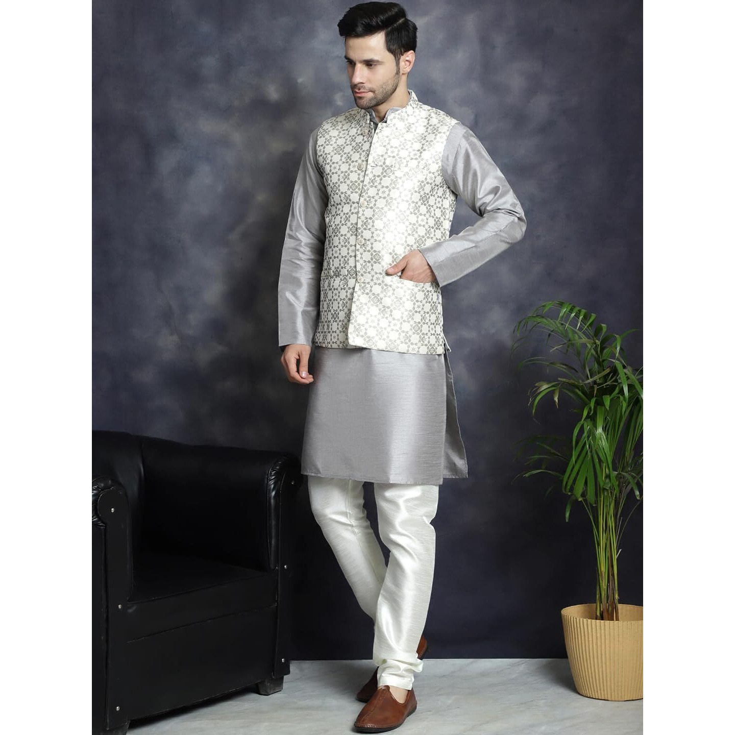 Jompers Mens Cream Woven Design Nehru Jacket With Kurta Pyjama Set (Cream, Xl)