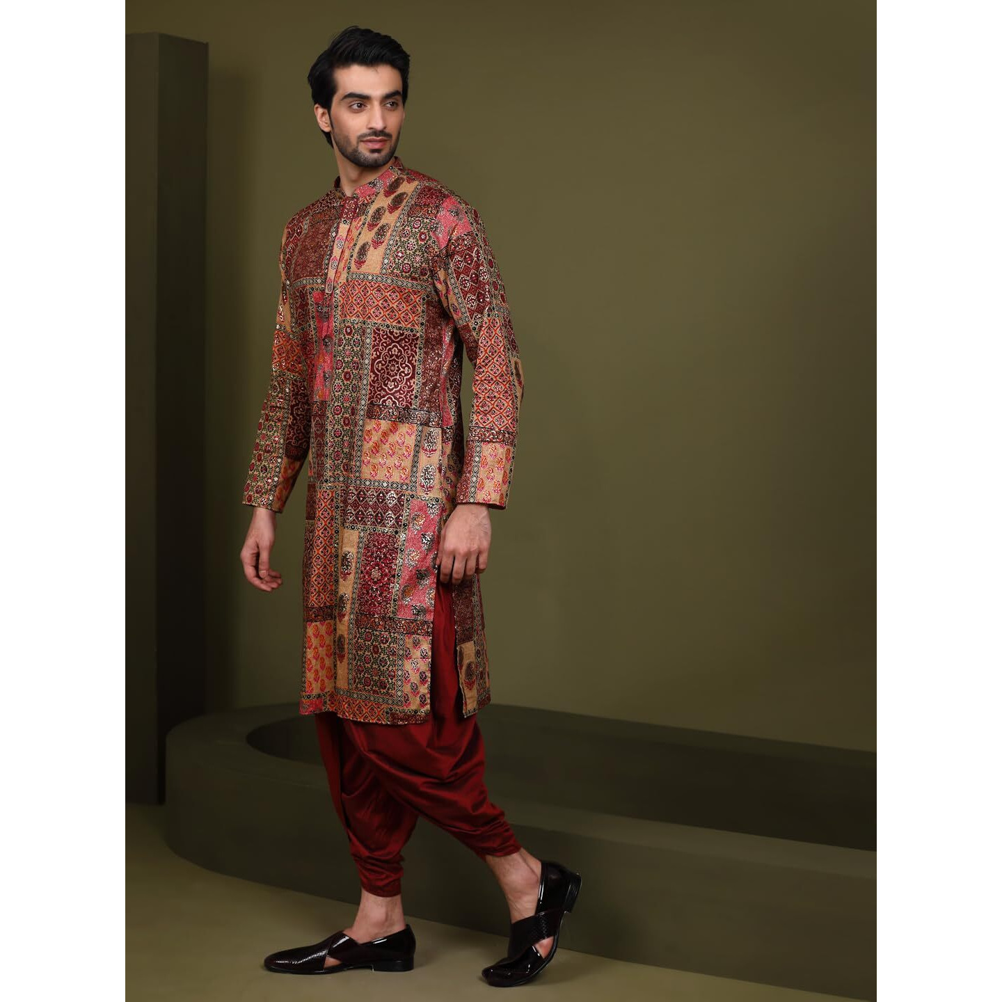 Kisah Men Maroon Kurta, Cotton, Full Sleaves, Knee Length, Straight, Regular Fit, Mandarin Collar Ethnic Wear-38