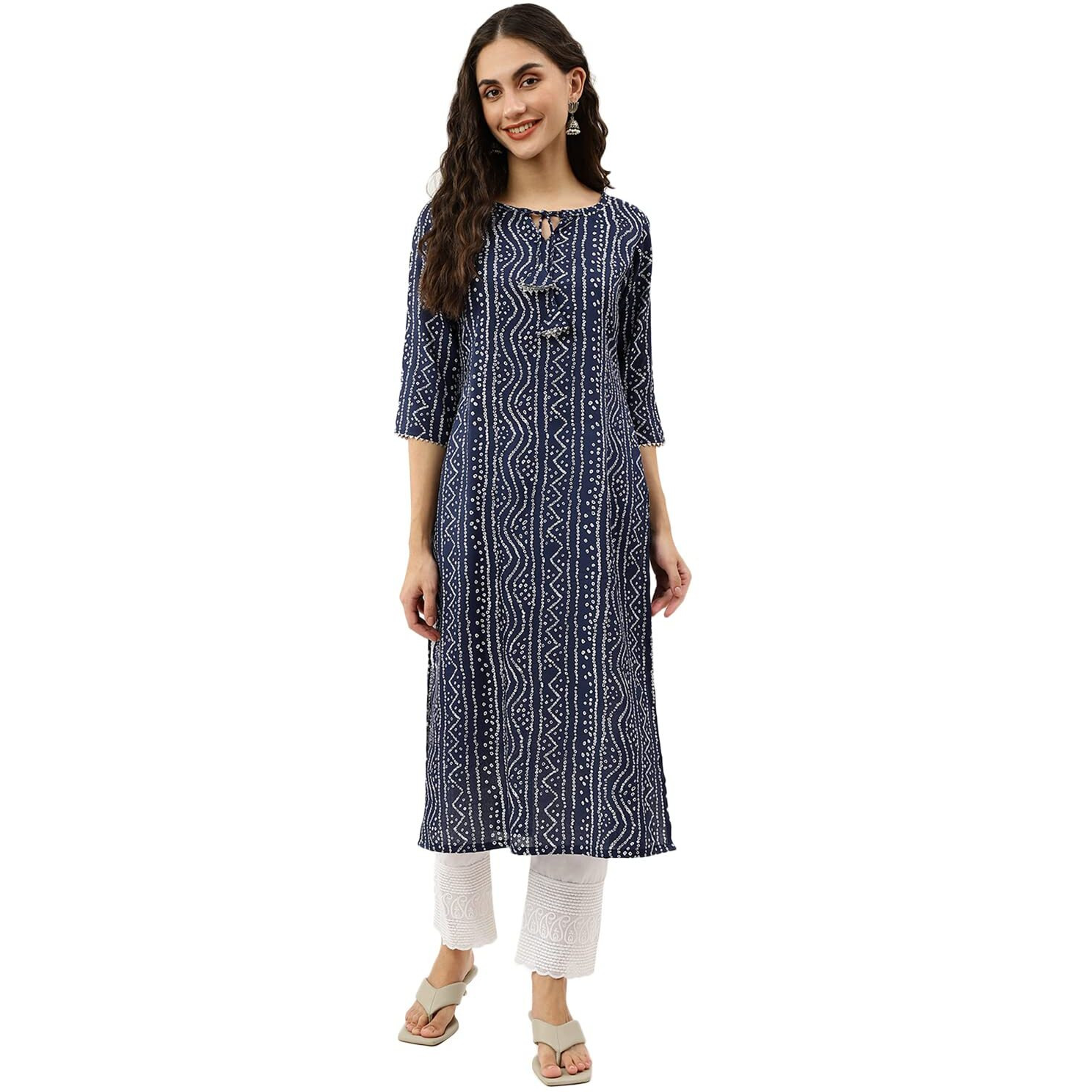 Nainvish Women's Cotton Blend Straight Round Neck Printed Kurta (Sd358_K-M_Blue)
