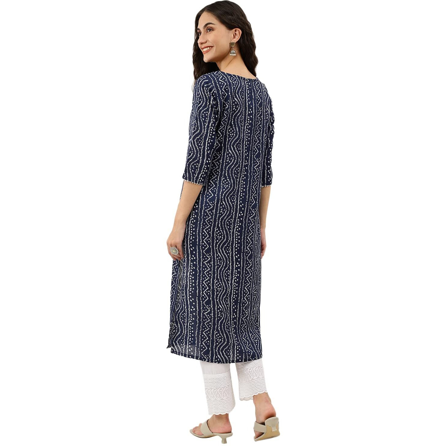 Nainvish Women's Cotton Blend Straight Round Neck Printed Kurta (Sd358_K-M_Blue)