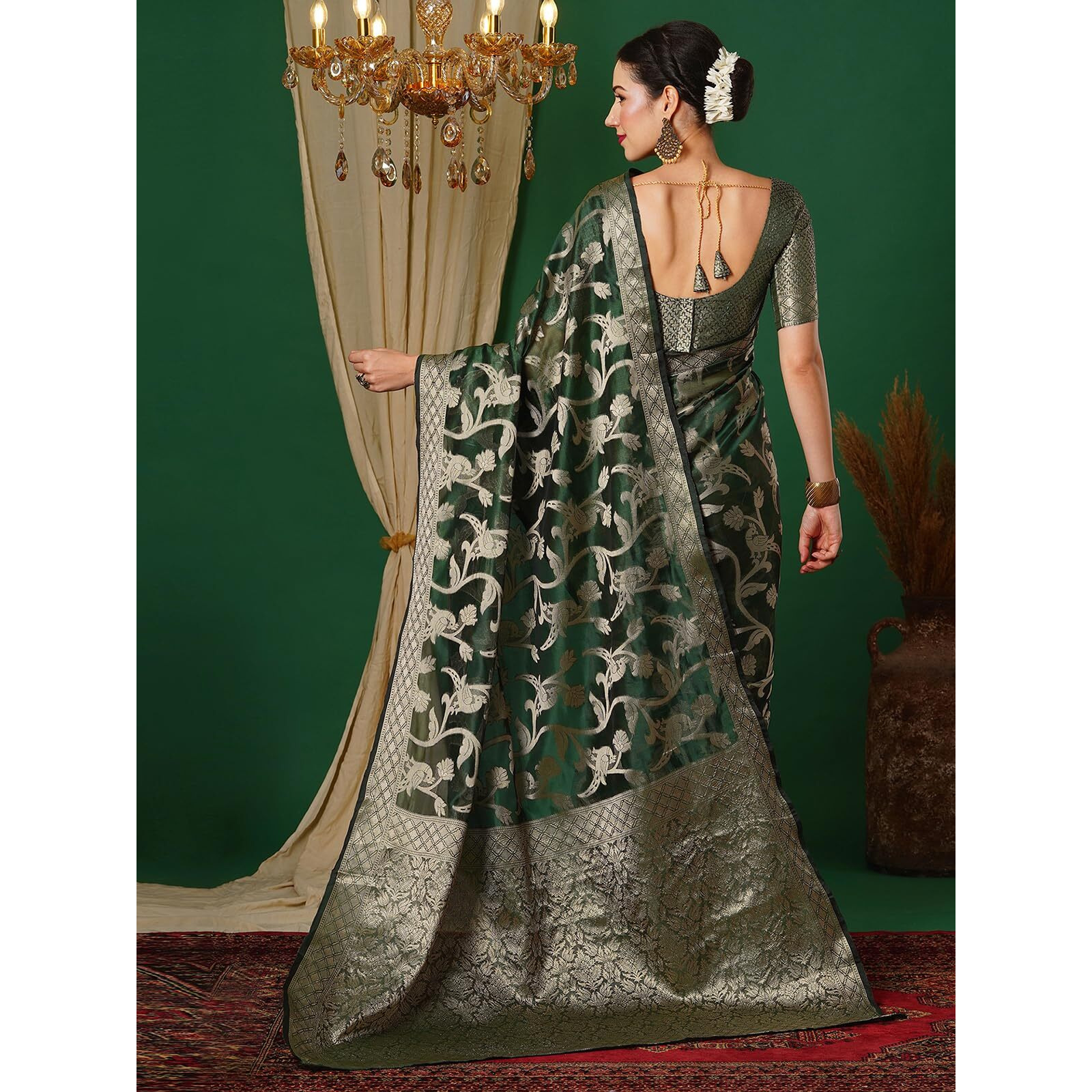 Satrani Women's Banarasi Jacquard Kanjivaram Silk Blend Saree With Unstitched Blouse Piece (3749S475N_Dark Green & Golden2)