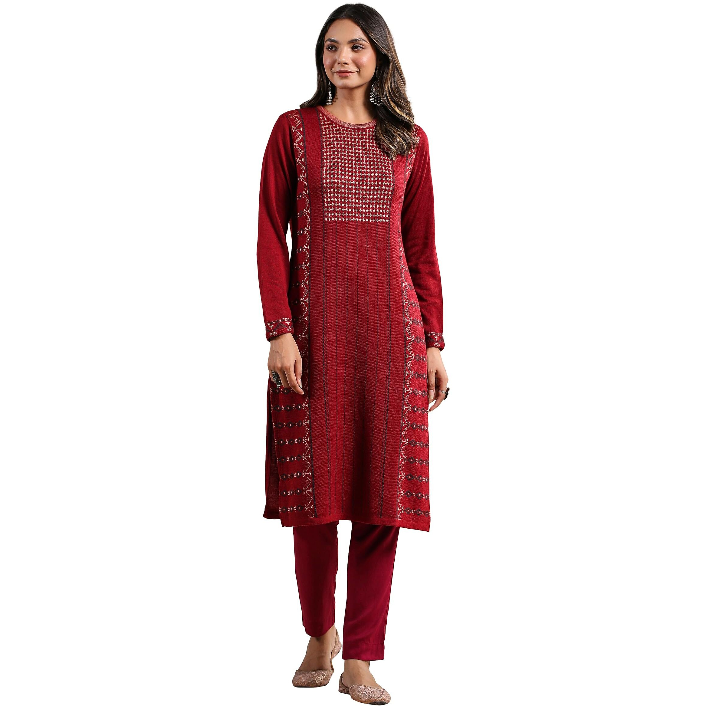 Ishin Women's Maroon Jacquard Style Geometric Pattern Straight Winterwear Kurta