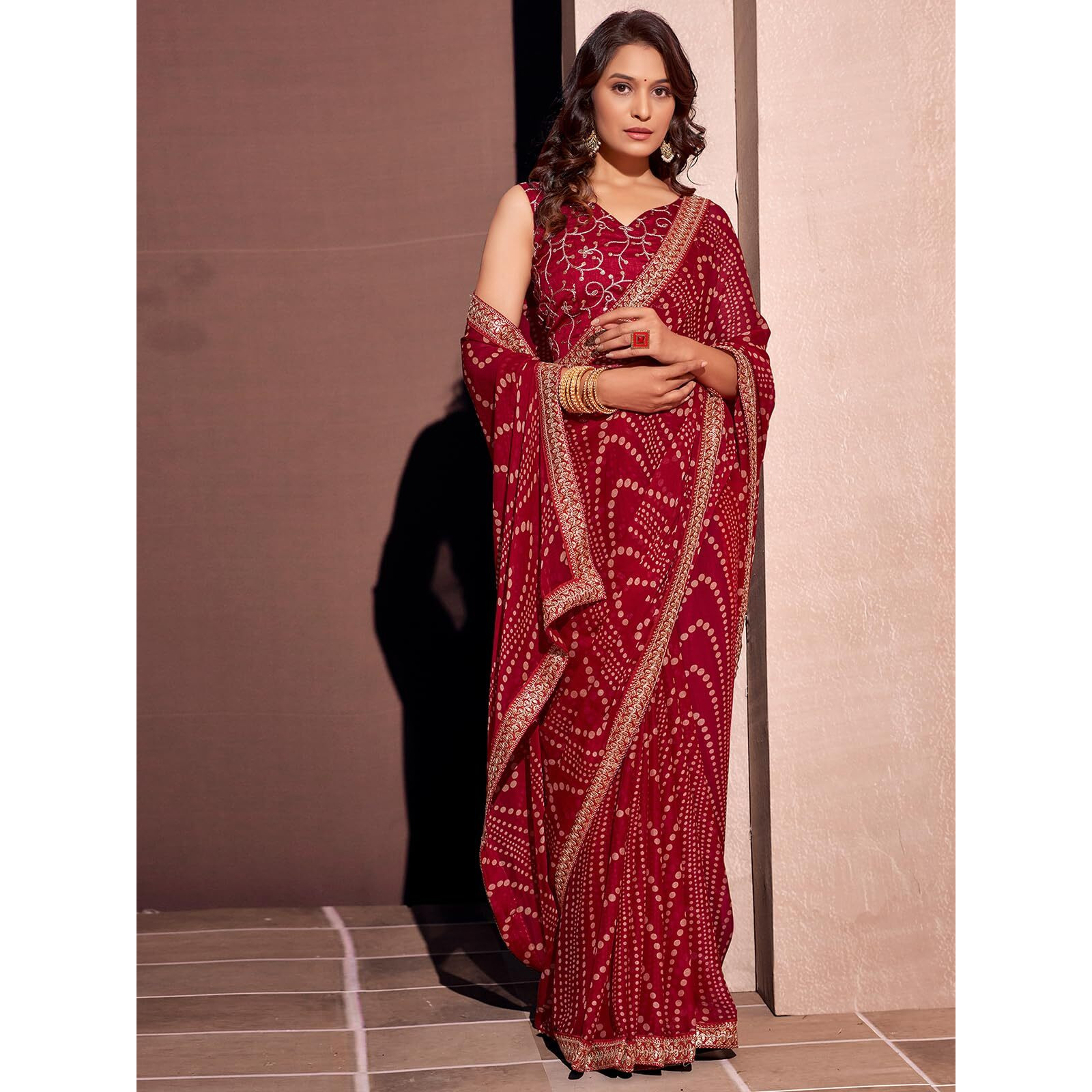 Satrani Women's Georgette Bandhani Printed Saree With Unstitched Blouse Piece (3667S2543N_Maroon)