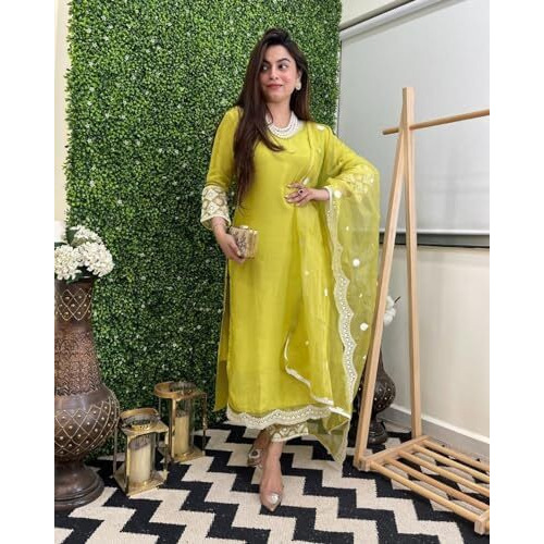 Shiv Textiles Women's Yellow Raw Silkand Embroidery Kurta Pant Set For Women(Jd-Kamya-Yellow-M)