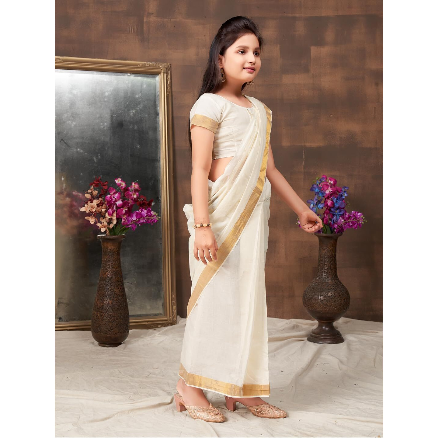 Aarika Girls Ethnic Wear Cream Colour Onam Cotton Blend Saree (3-9 Years)