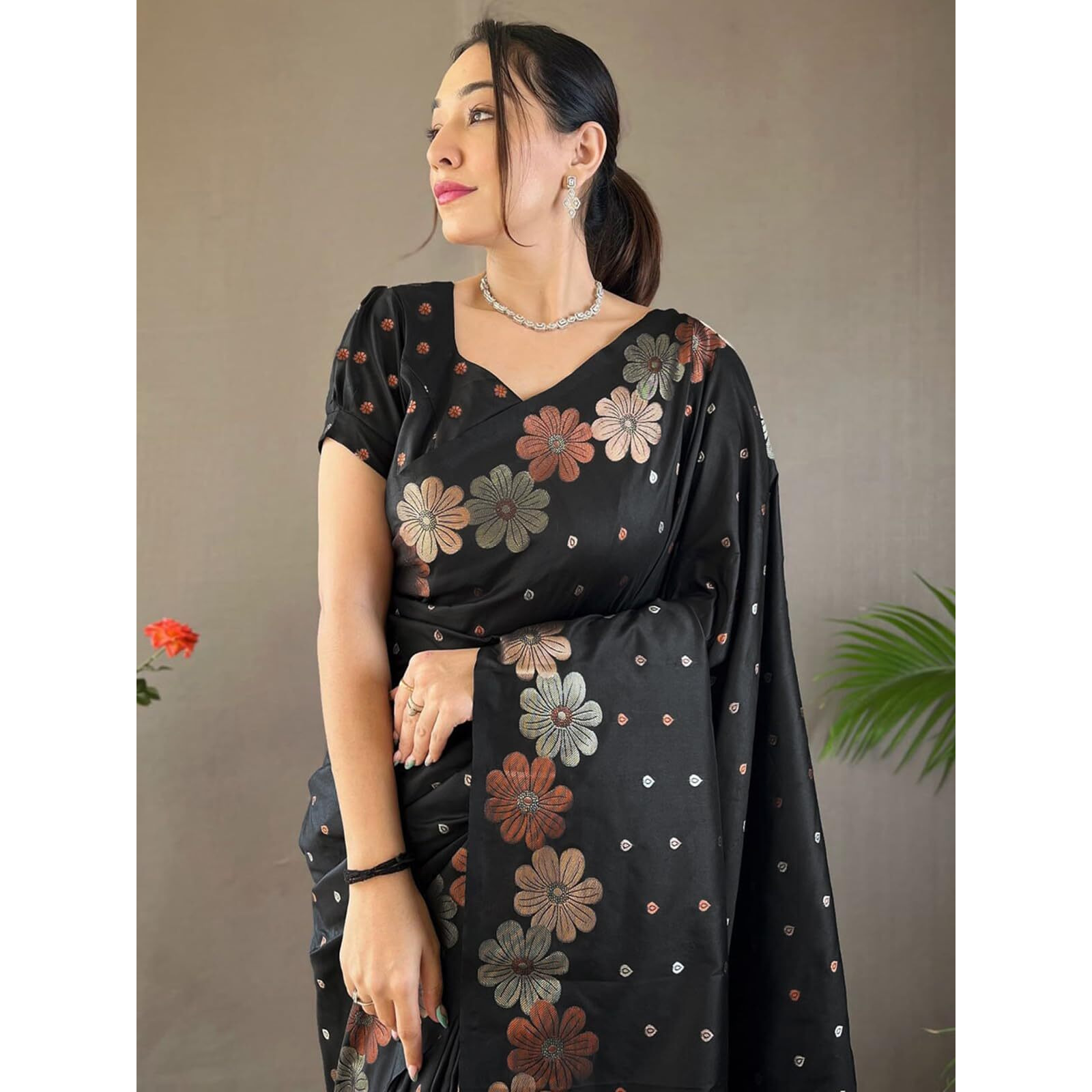 Satrani Women's Silk Banarasi Jacquard Kanjivaram Silk Saree With Unstitched Blouse Piece (3693S141N_Black)