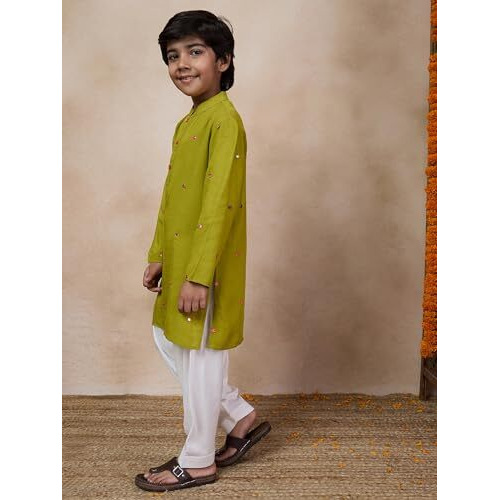 Pspeaches Boys Embroidered Mandarin Collar Mirror Work Kurta With Pyjamas (12-14Years)