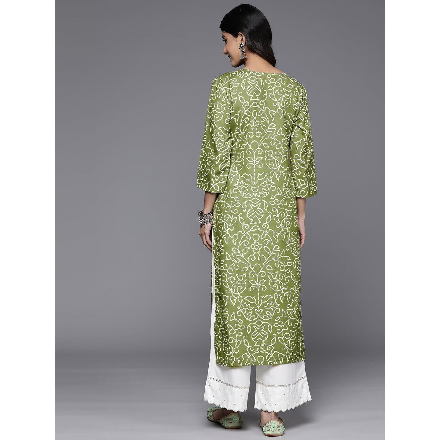 Varanga Women Olive Bhandhani Print Gota Yoke Embroidered Kurta With Round Neck, Tassel Detailing, Three-Quarter Sleeves, Straight Kurta With Side Slits (Double Extra Large)