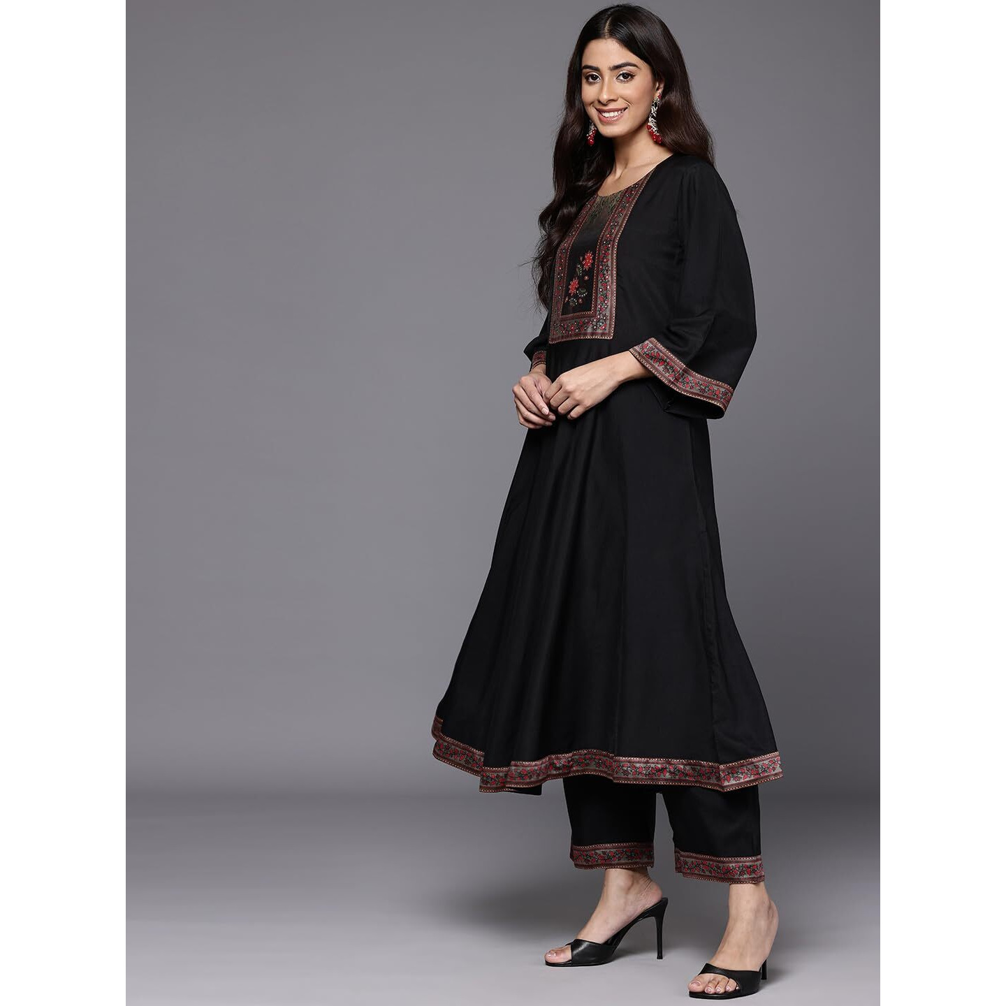 Varanga Women Black Floral Printed Embellished Anarkali Kurta Paired With Bottom And Printed Dupatta