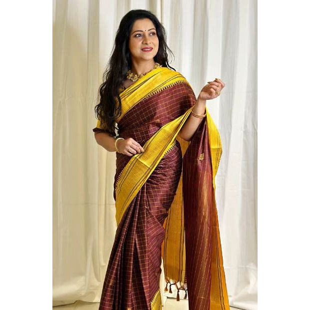 Flosive Women's Present Banarasi Soft Lichi Silk Saree Beautiful Jacquard Rich Pallu Design Work Zari Woven Kanjivaram Silk Style Saree With Soft Lichi Silk Blouse Piece Ayn Royal Chex Mix (Yellow).