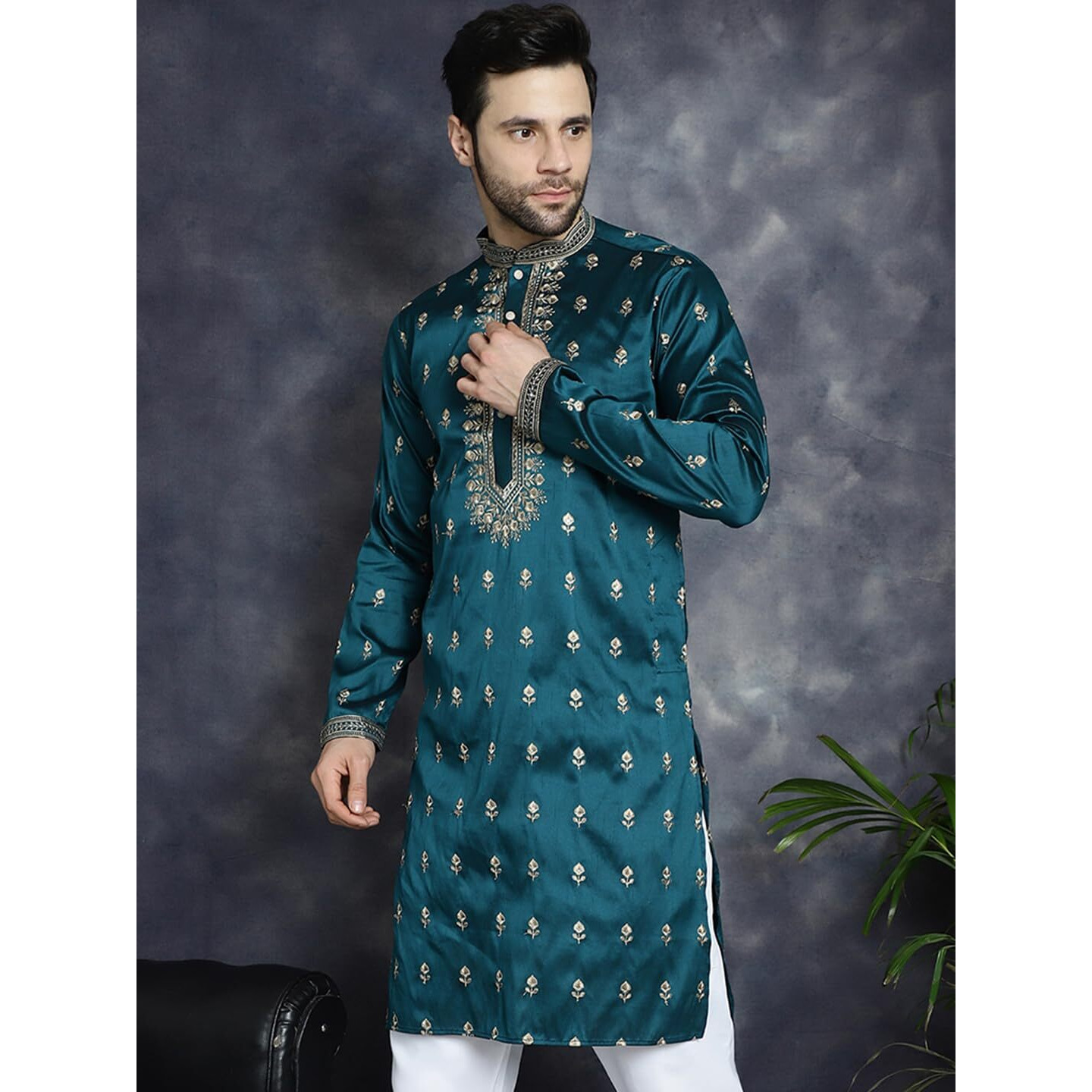 Jompers Men's Peacock Chikankari Embroidered Kurtas (Peacock, Xxl)