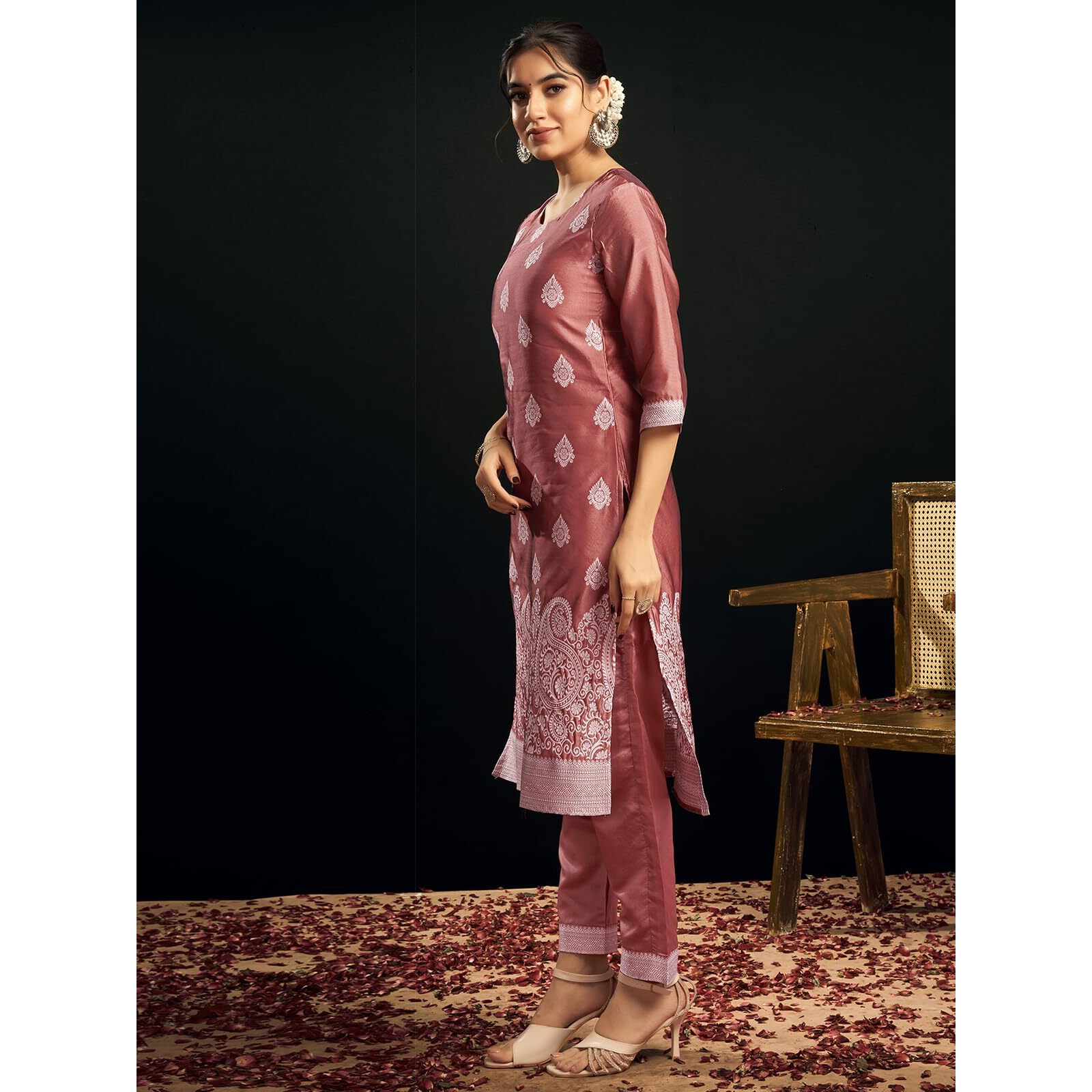 Sanisa Women's Silk Blend Jacquard Work Straight Kurta With Pant And Dupatta Set (217Kbd2295Na-L_Dusty Pink & Off White)