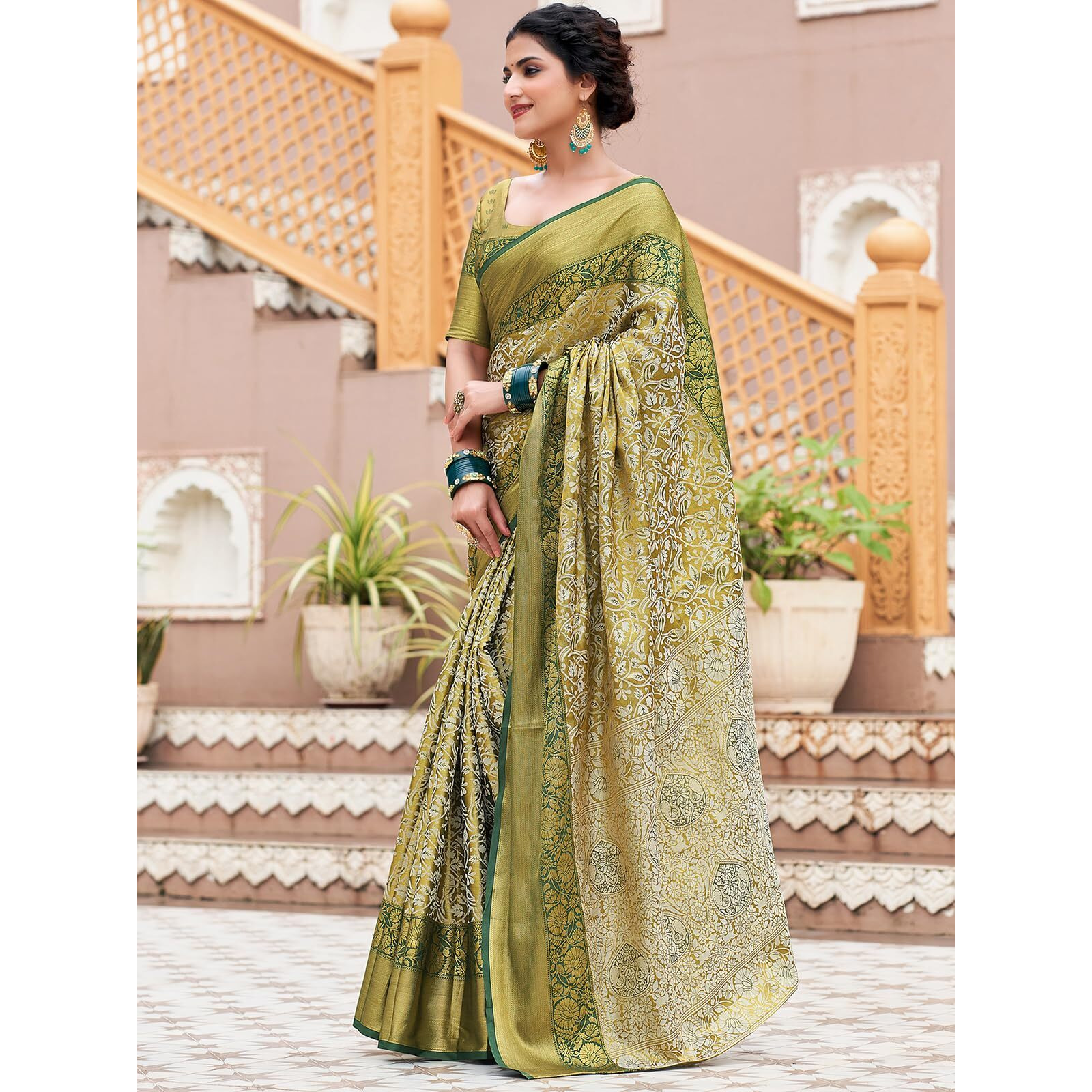 Satrani Women's Silk Banarasi Jacquard Saree With Unstitched Blouse Piece (3927S451N_Dark Green & Golden)